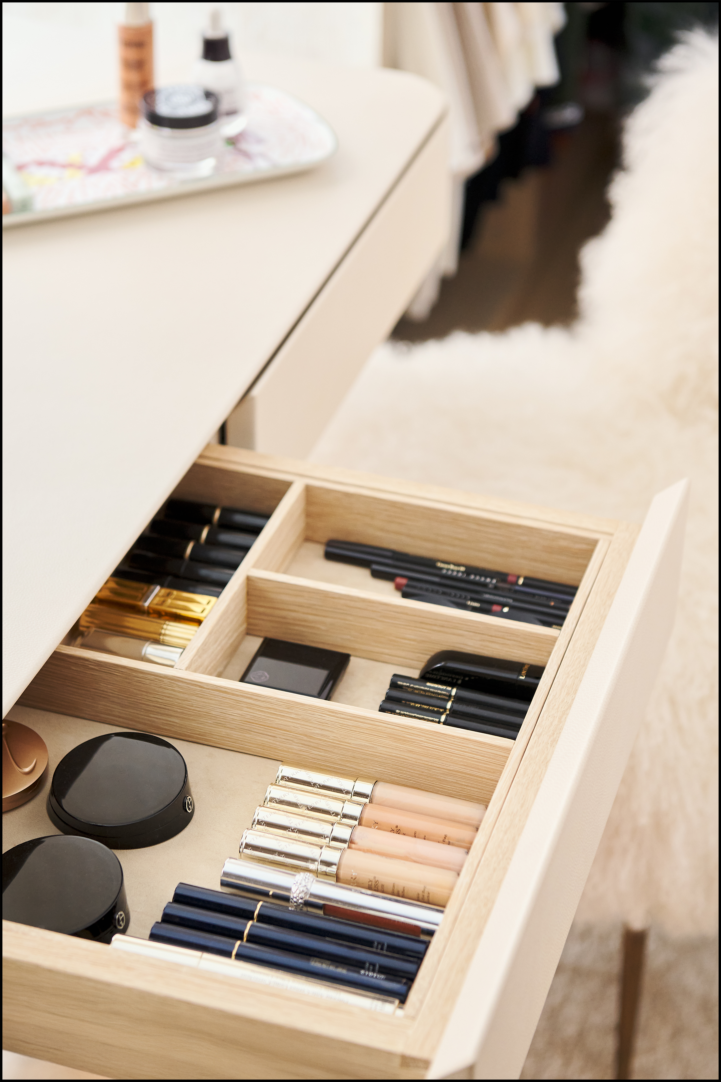 vanity-make-up-drawer-with-upscale-makeup.png