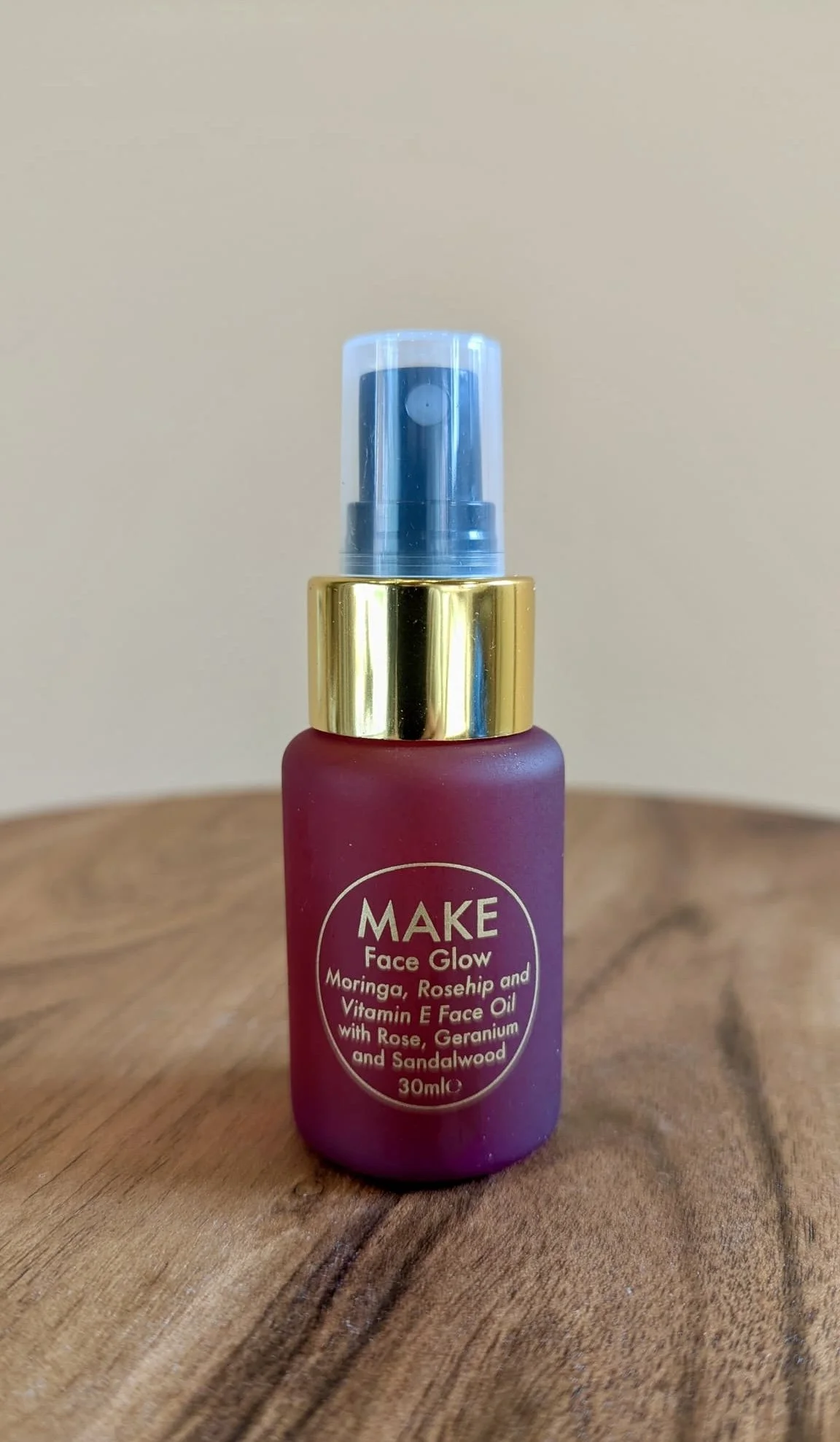 MAKE  Skincare Face Glow