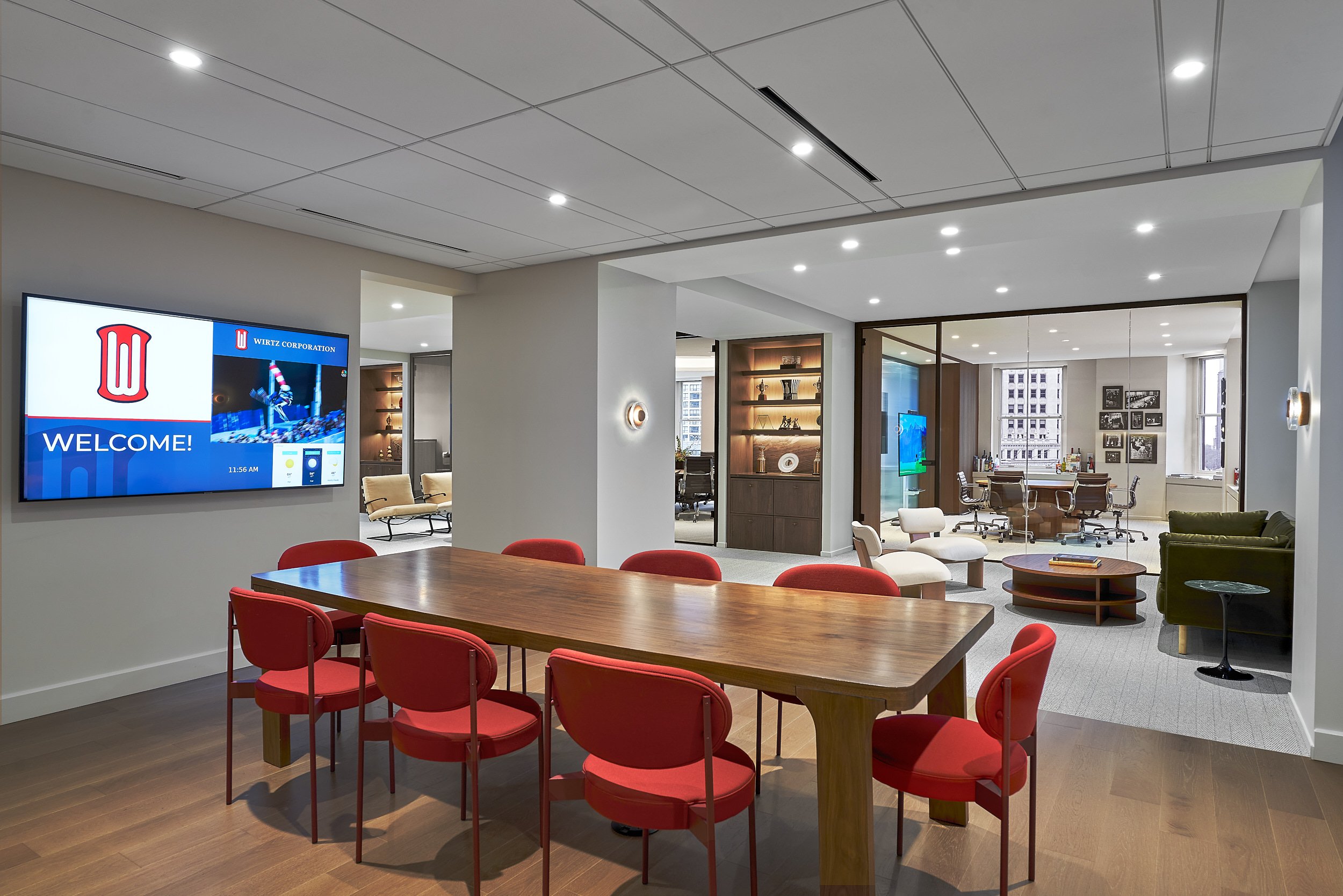 chicago-Interiordesign-commercial-officespace-architectural-office-photography-furniture-install-interior-marcelpage.jpg 2.jpg