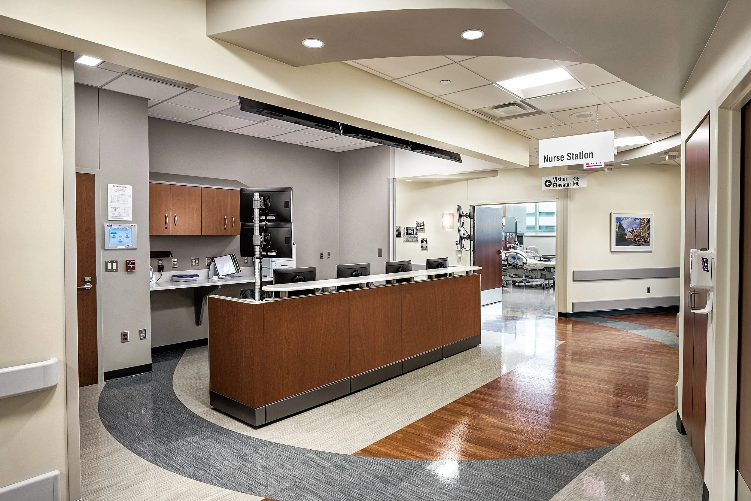 chicago-healthcare-hospital-deliveryroom-interior -medical-design-architectural-photography-marcel-page 1.jpg