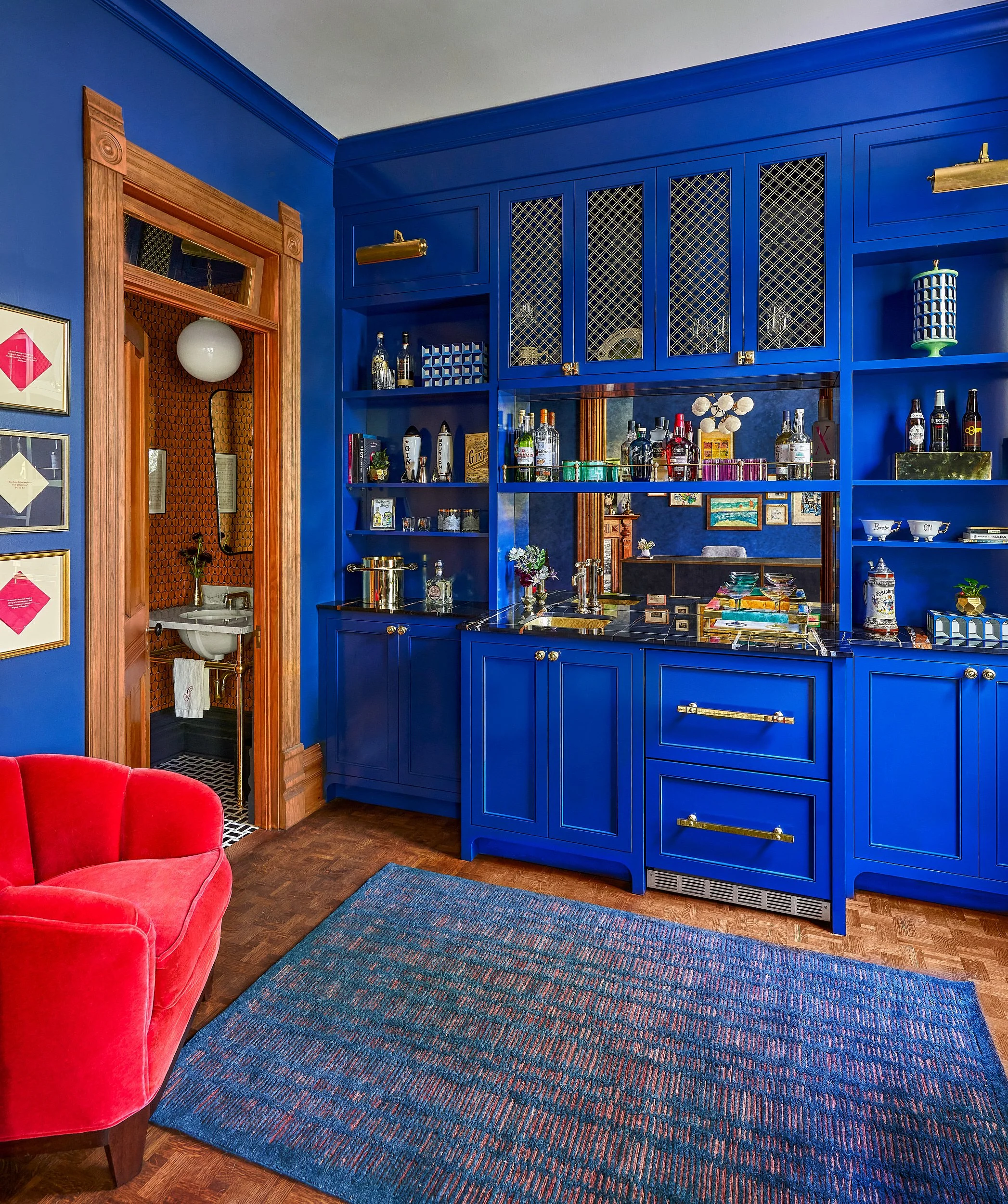 chicago-modern-house-blue-paint-walls-bar-architectural-photography-home-interior-design-marcelpage.jpg 1.jpg