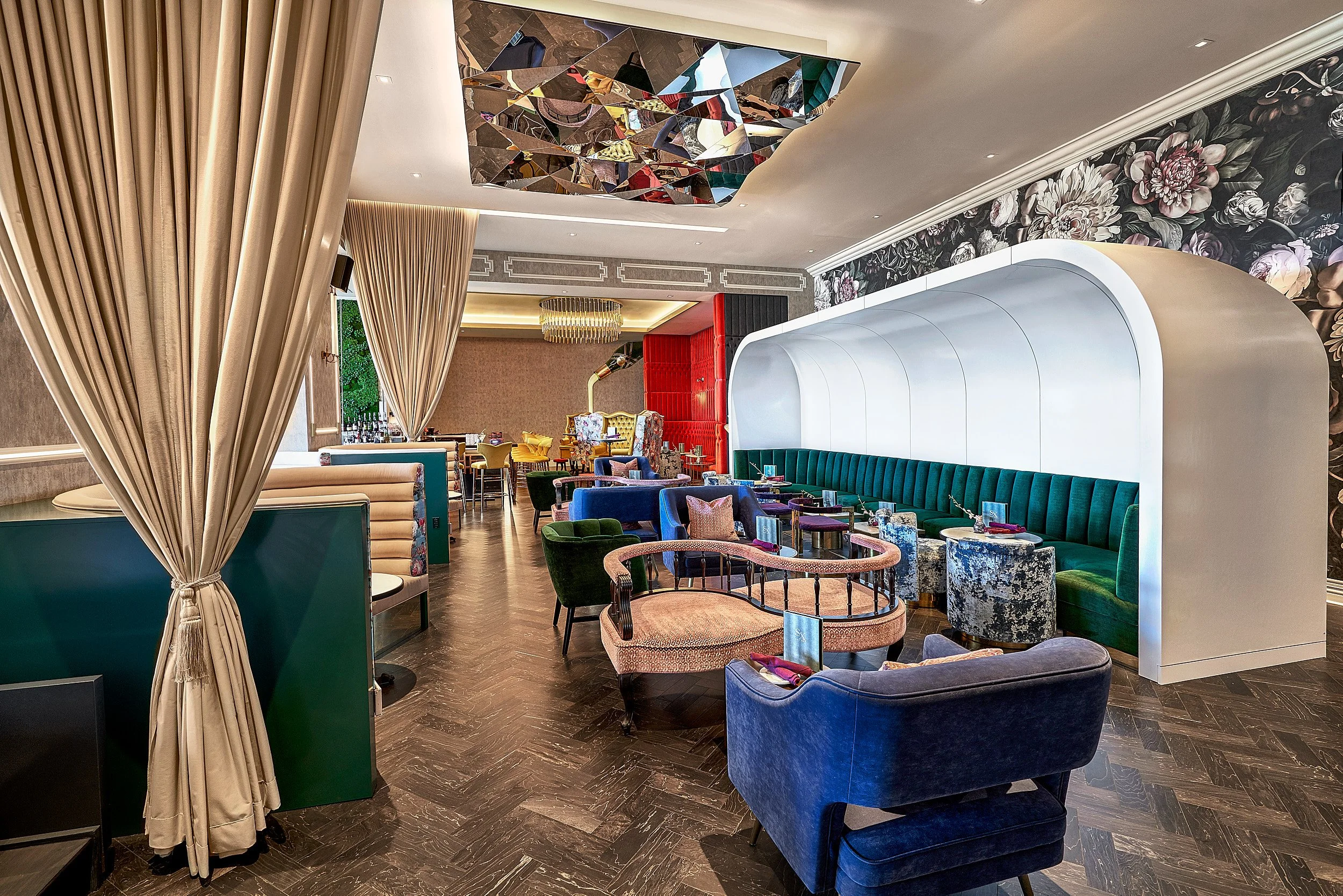 chicago-essex-skybar-hotel-hospitality-interior-interior-architectural-photography-marcel-page 15.jpg