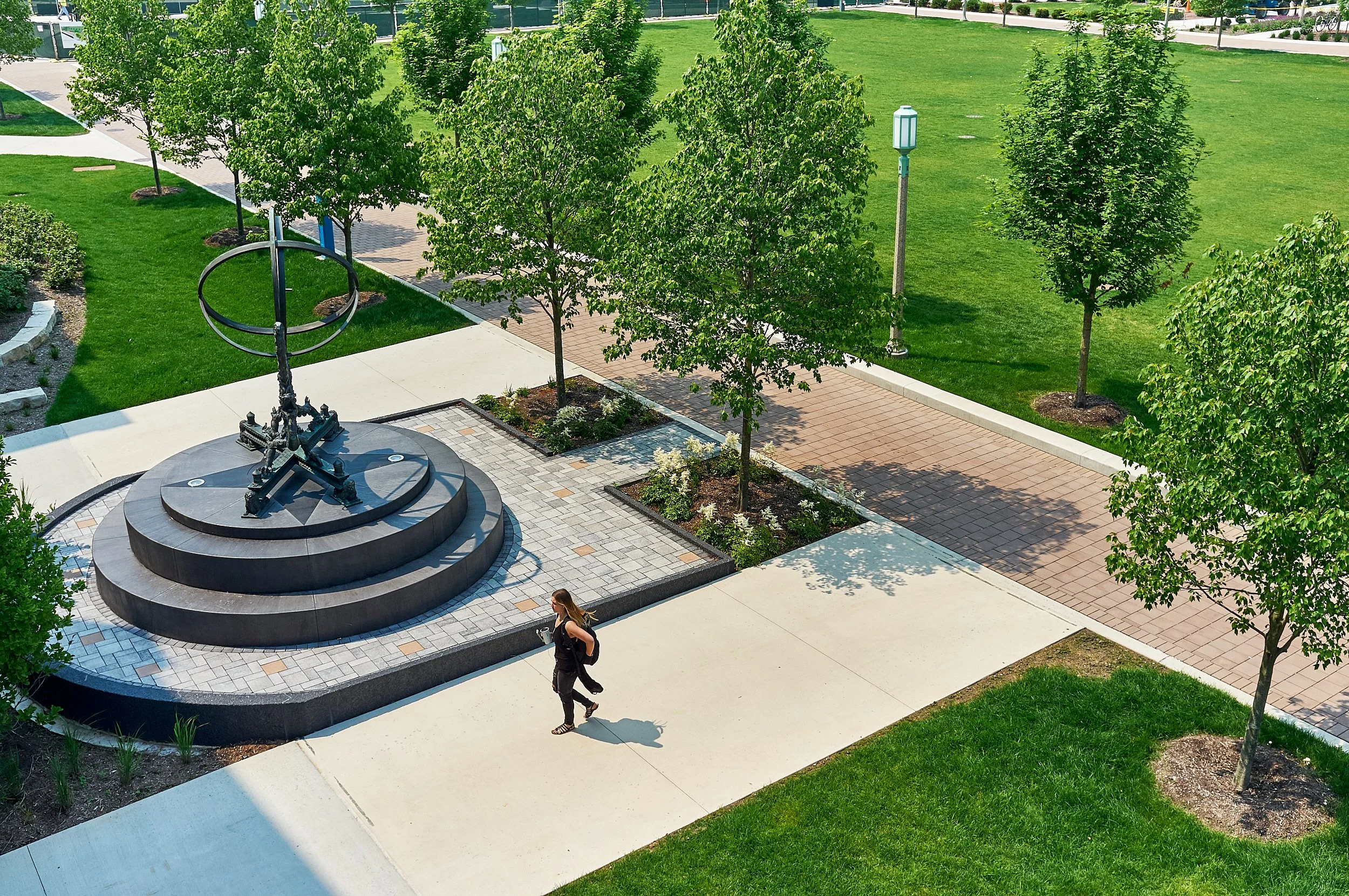 chicago-college-exterior-school-architectural-education-photography-loyola-university-rogerspark-catholic-marcelpage.jpg 2.jpg