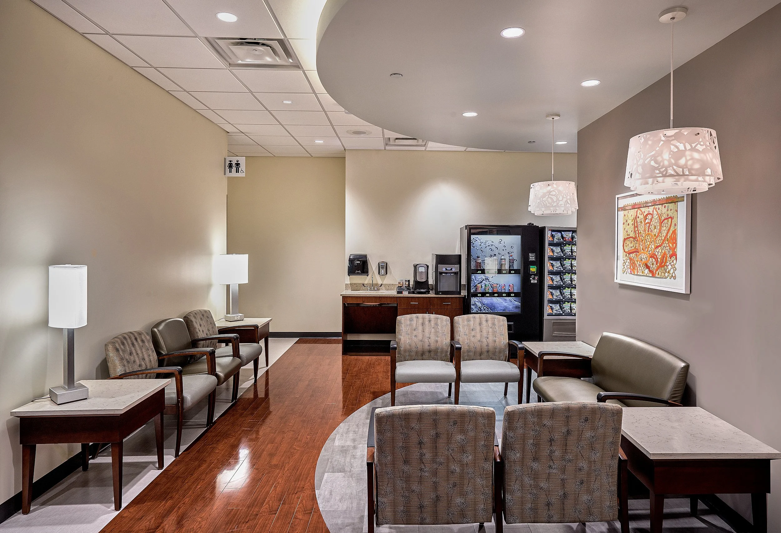 chicago-healthcare-hospital-deliveryroom-interior -medical-design-architectural-photography-marcel-page 5.jpg