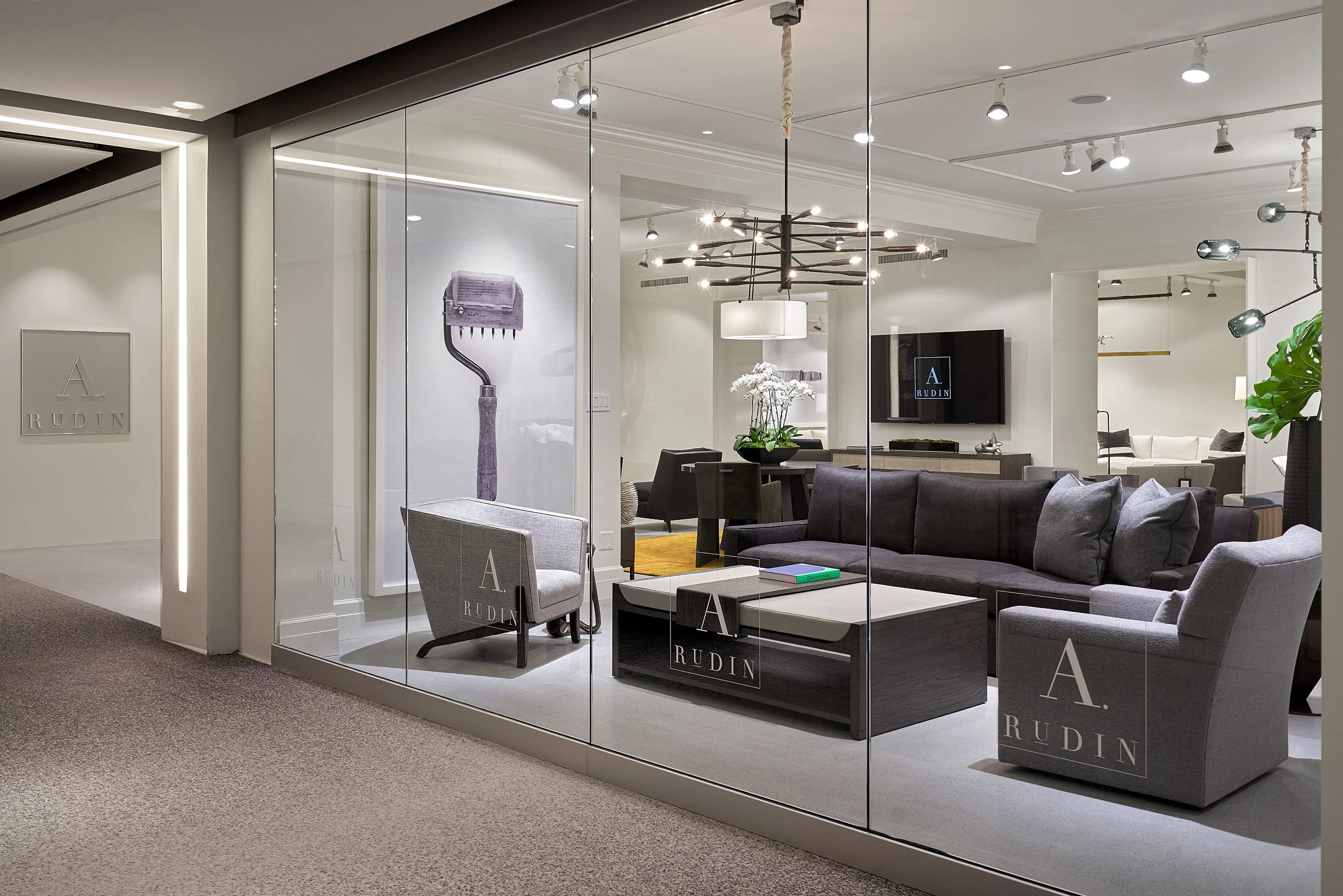 a.rudin-evanspencer-furniture-showroom-interior-merchandise-exchange-architectural-photography-marcel-page 1.jpg