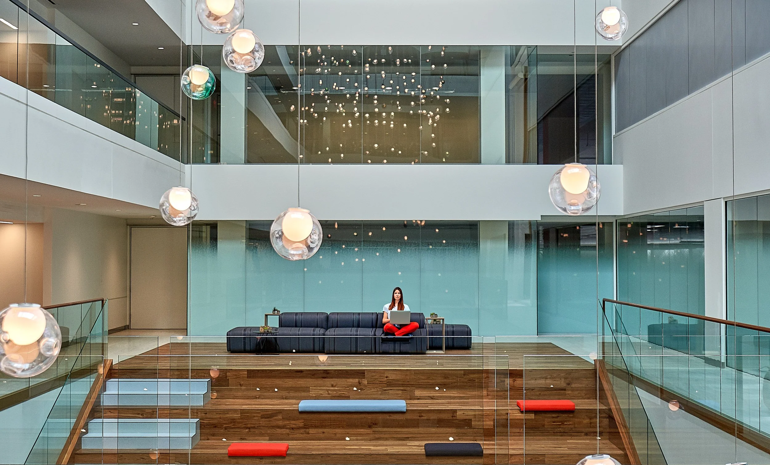 chicago-Interiordesign-commercial-officespace-architectural-office-photography-furniture-install-interior-marcelpage.jpg 2.jpg