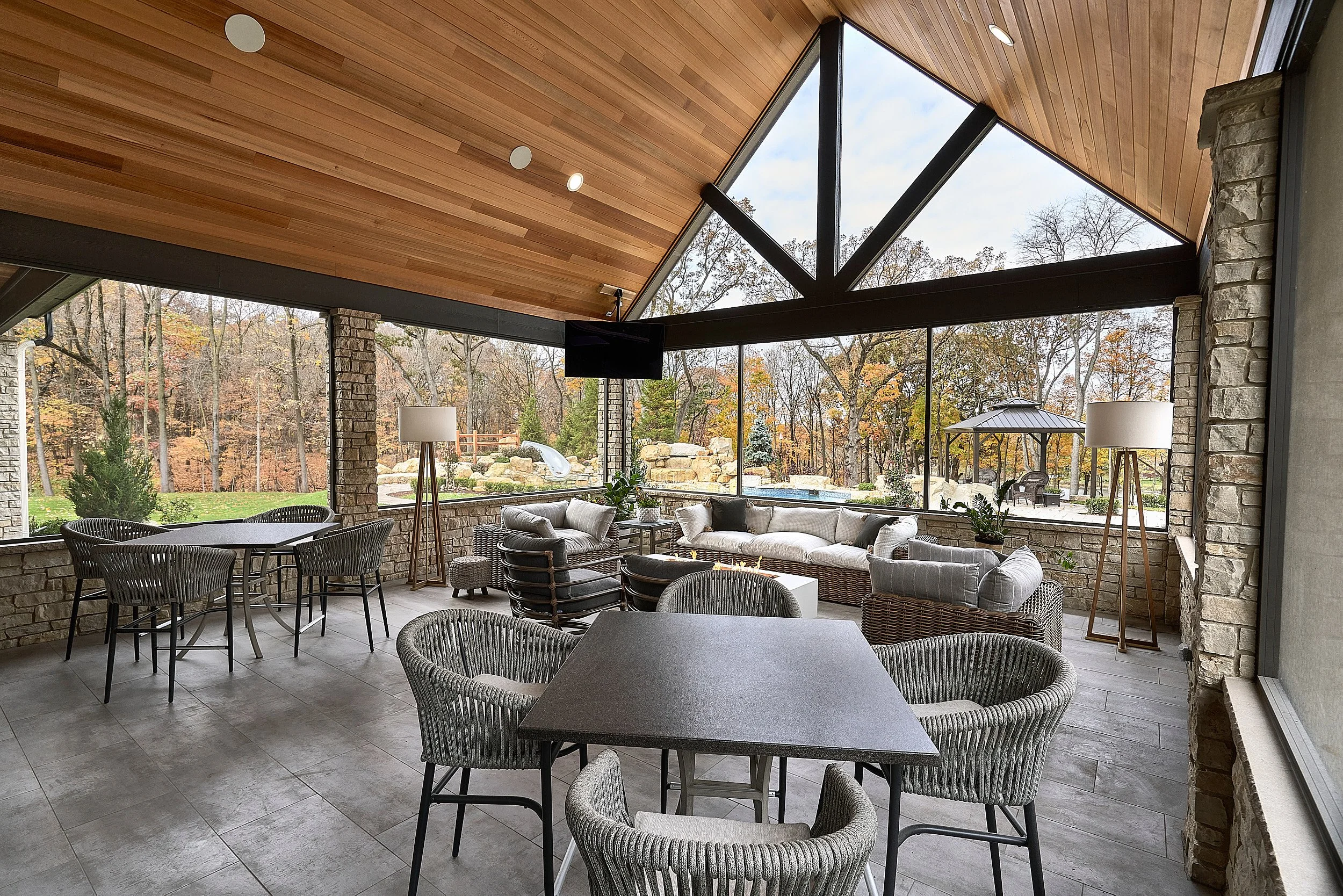 oswego-interior--residential-home-space-homebuilder-design-architectural-photography-marcel-page 9.jpg