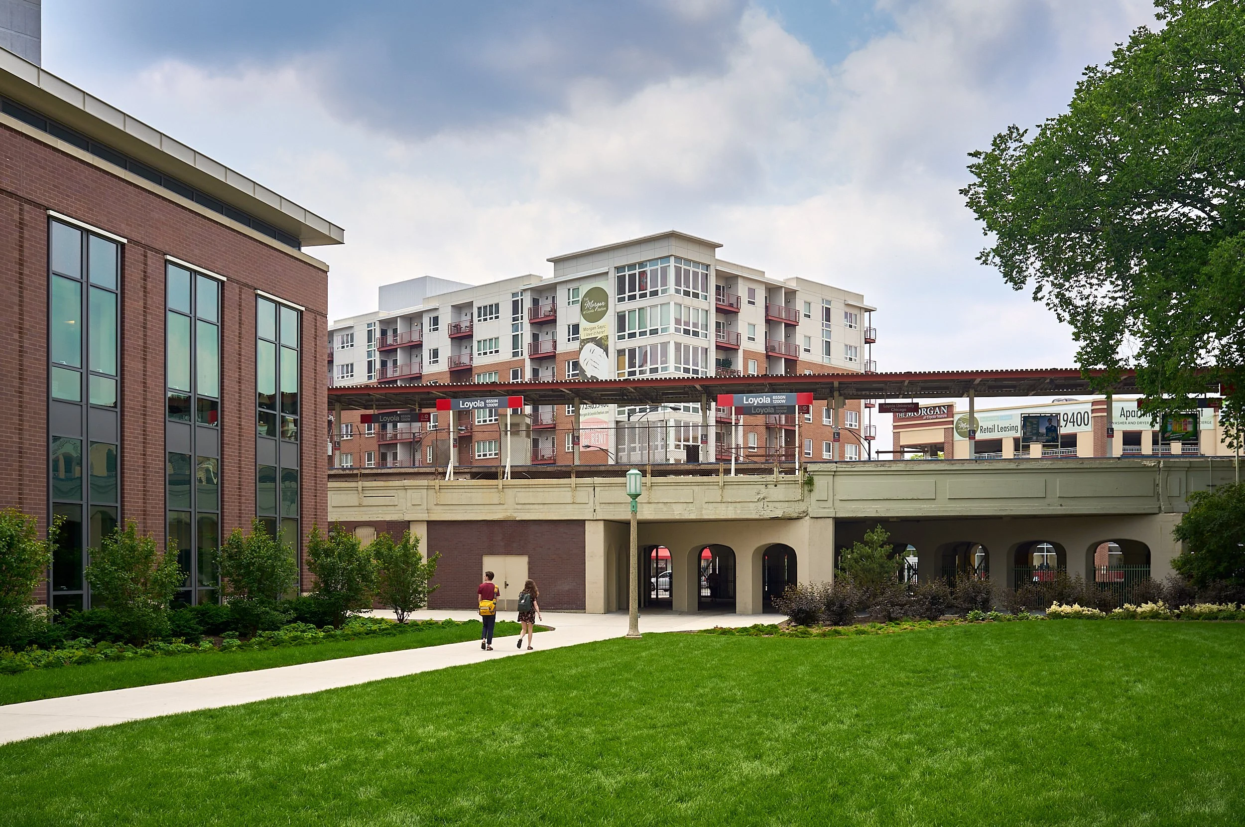 chicago-college-exterior-school-architectural-education-photography-loyola-university-rogerspark-catholic-marcelpage.jpg 17.jpg