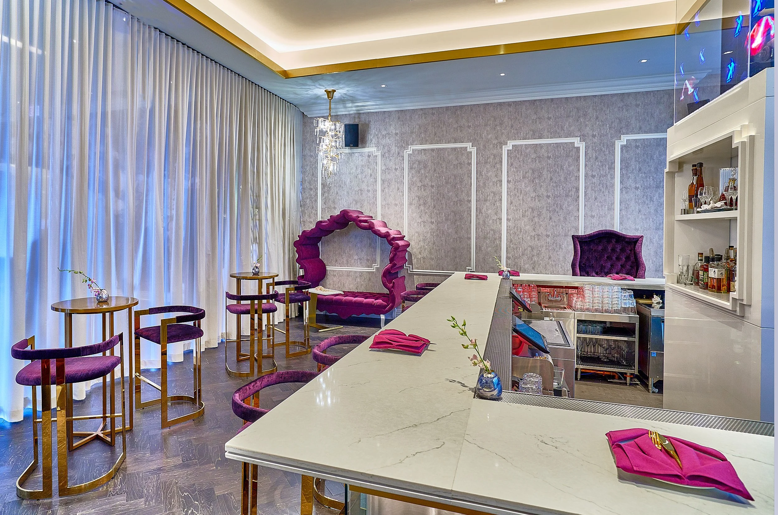 chicago-essex-skybar-hotel-hospitality-interior-interior-architectural-photography-marcel-page 11.jpg