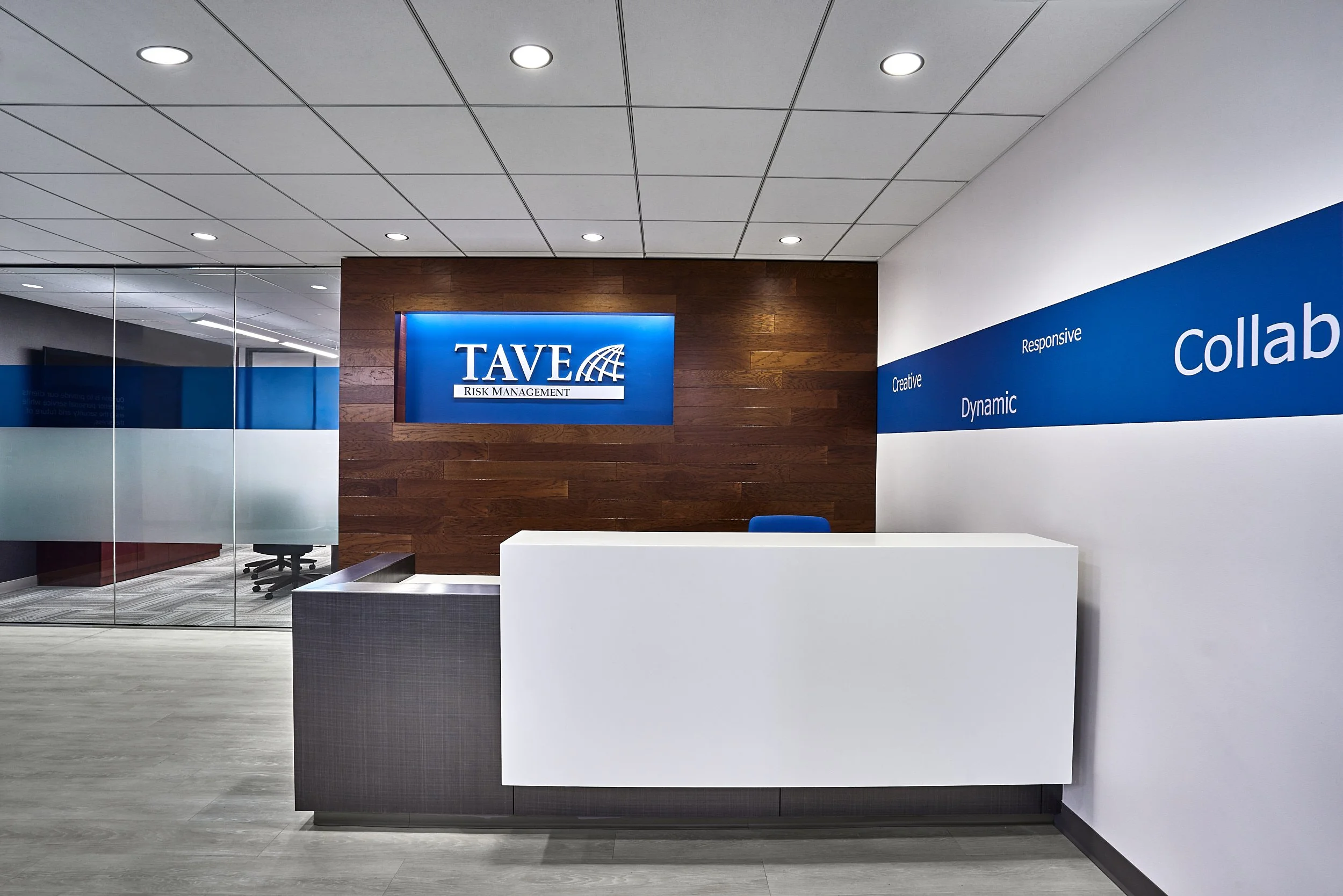 chicago-Interiordesign-commercial-officespace-architectural-office-photography-furniture-install-interior-marcelpage.jpg 2.jpg