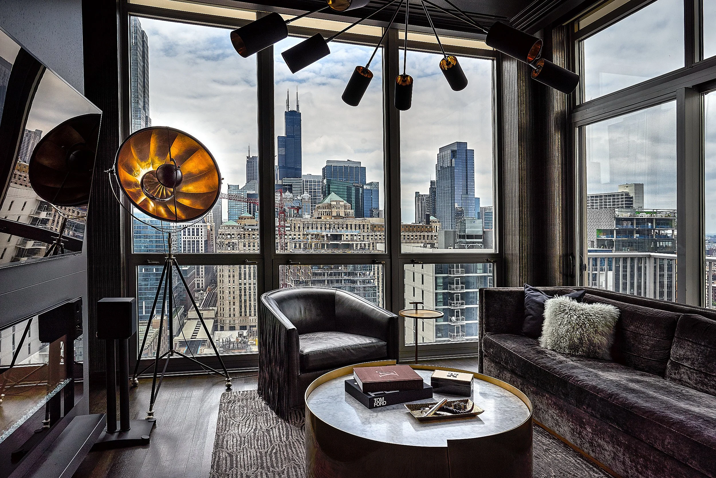 Private Residence River East Penthouse_Mikel Welch Design