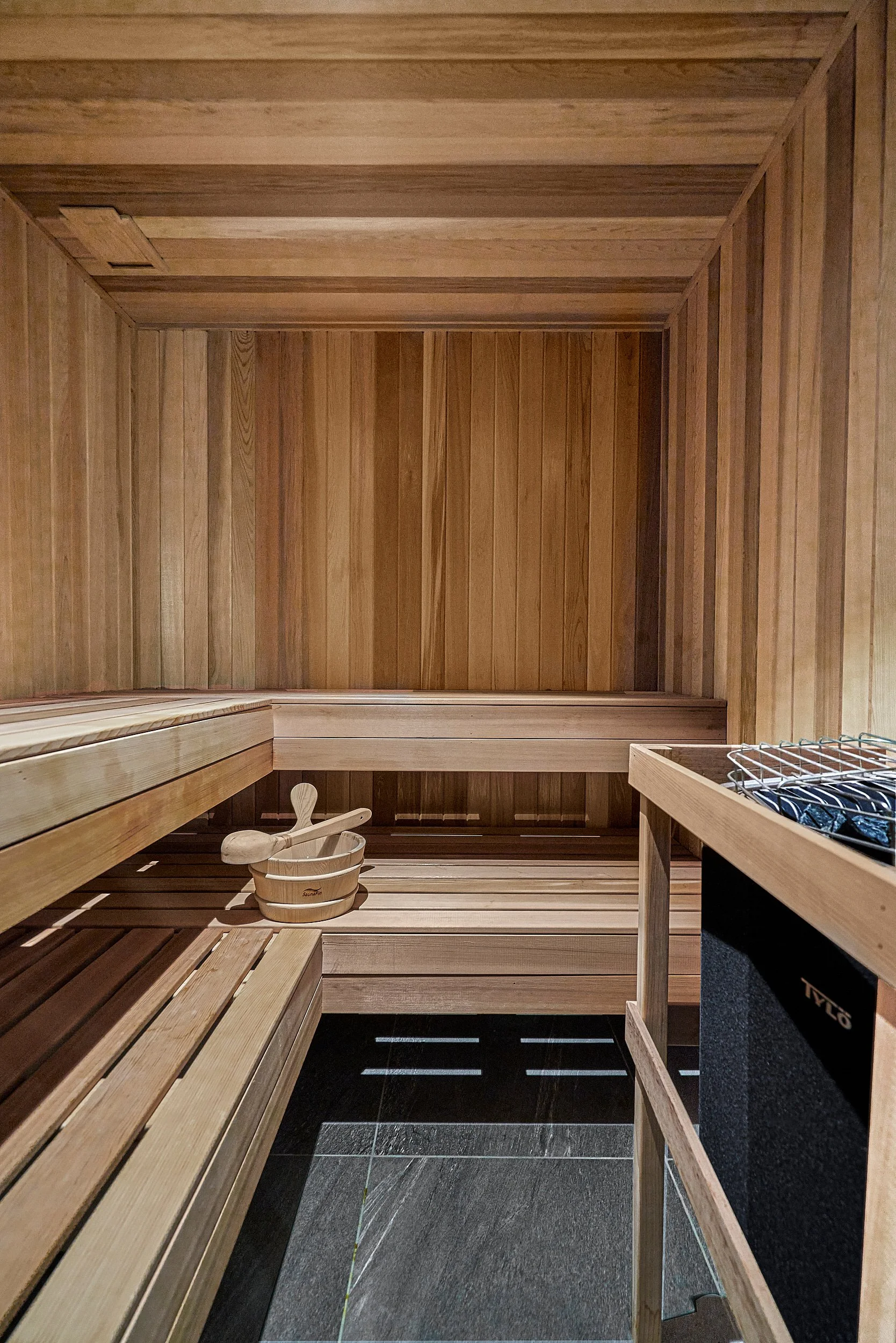 kitchen-chicago-design-builder-new-construction-contrator-modern-house-interior-architectural-photography-marcelpage.jpg 13.jpg