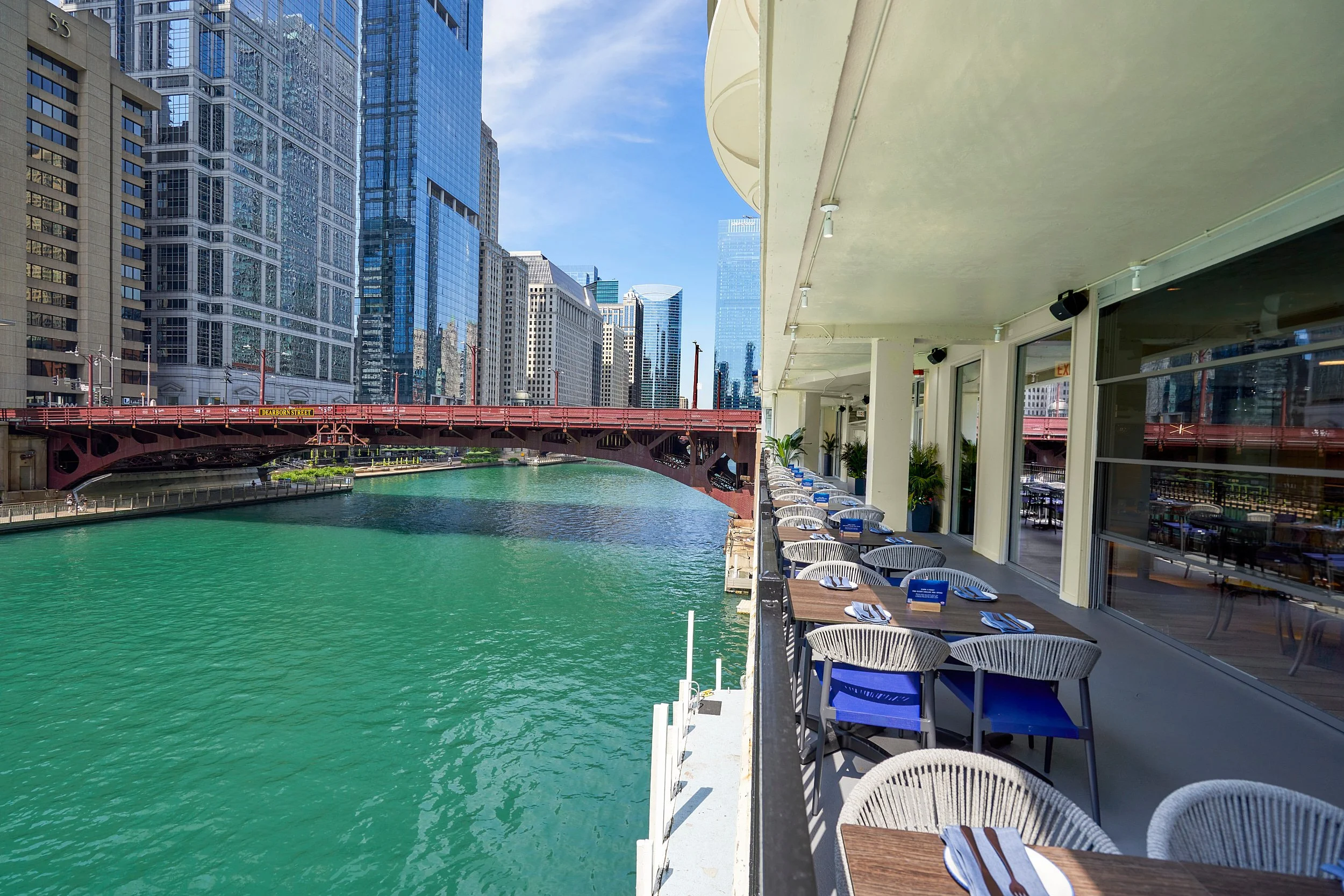 chicago-rivereast-resturant-commercial-seafood-legalseafood-exterior-interior -hospitality-chicago-architectural-photography-marcel-page 20.jpg