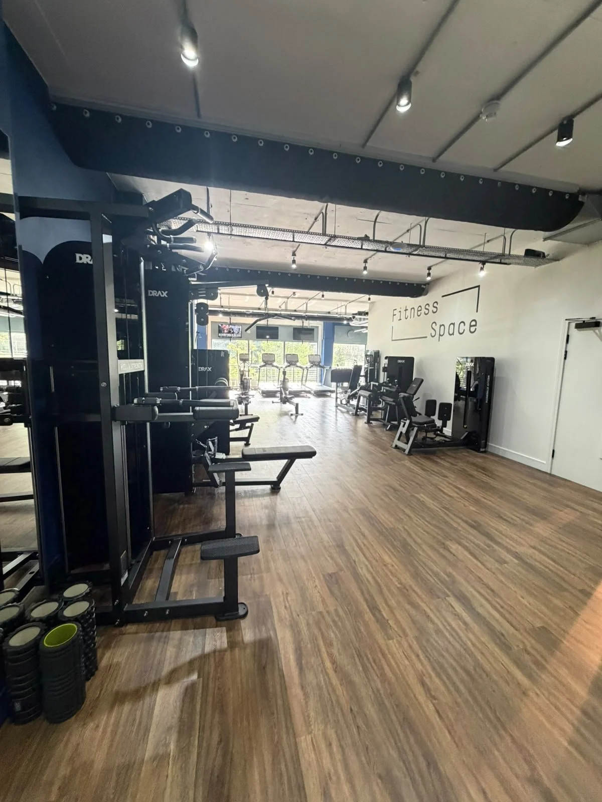 Strength and free weights in Woking.