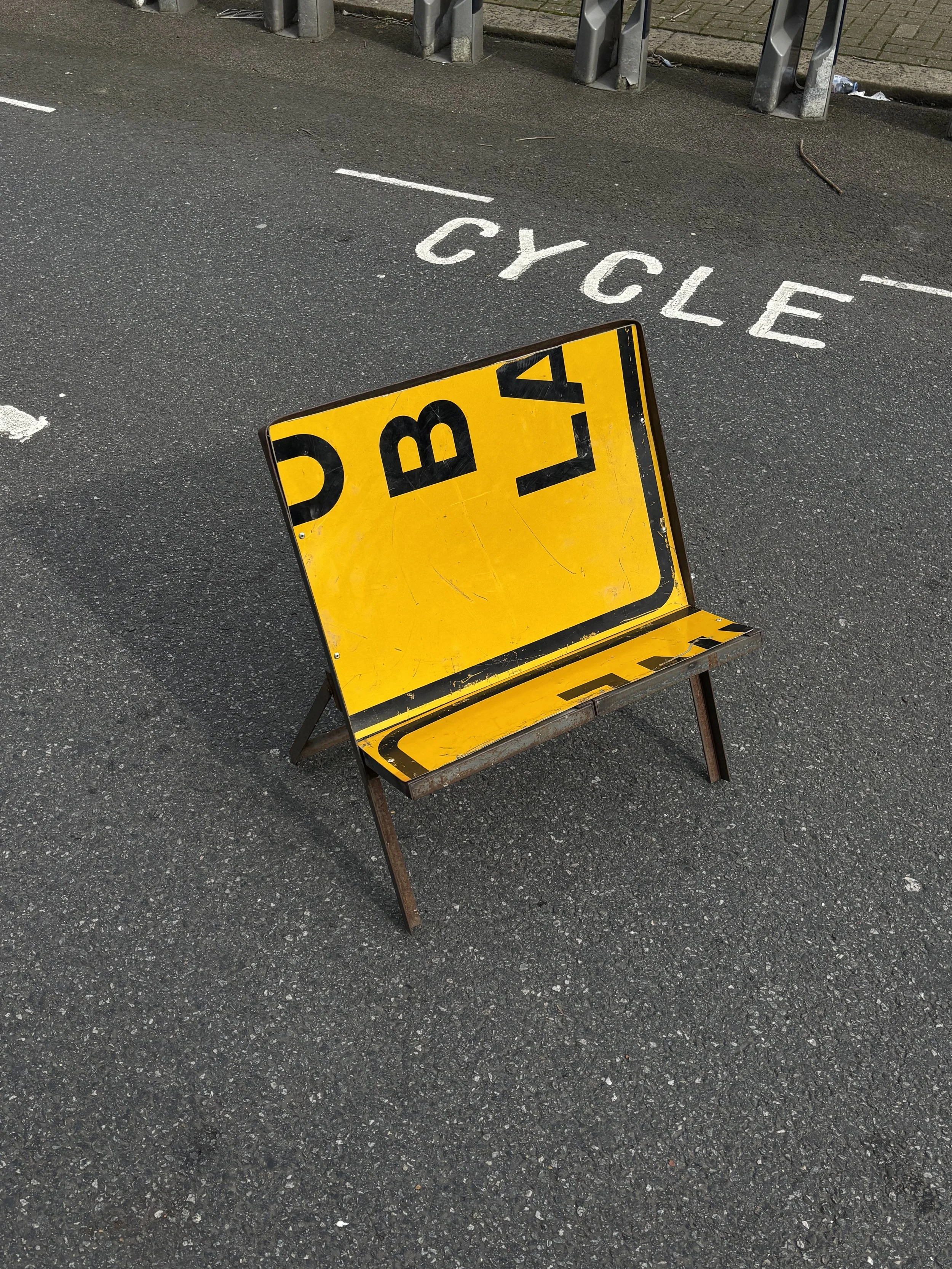 ROAD SIGN CHAIR