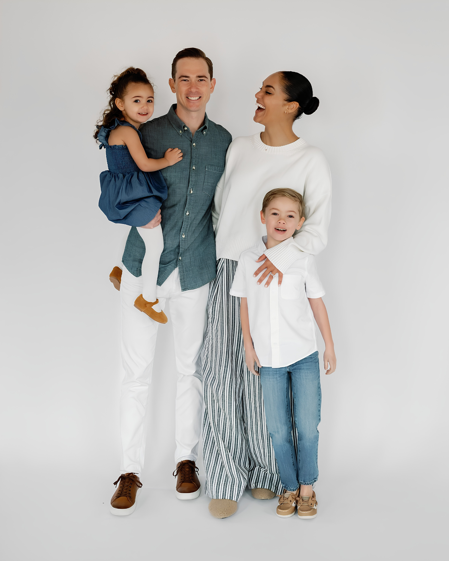 FAM Portfolio Session — Family (Up to 2 Children)