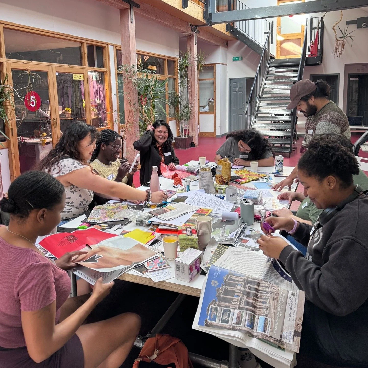 This weekend we had our first ever Creative Support Group, hosted by @soundofyiran and @kaarokaaro in collaboration with @risingartsagency 🖌️

We invited members of our community, QPOC creatives from Rising and QPOC creatives across Bristol to make 