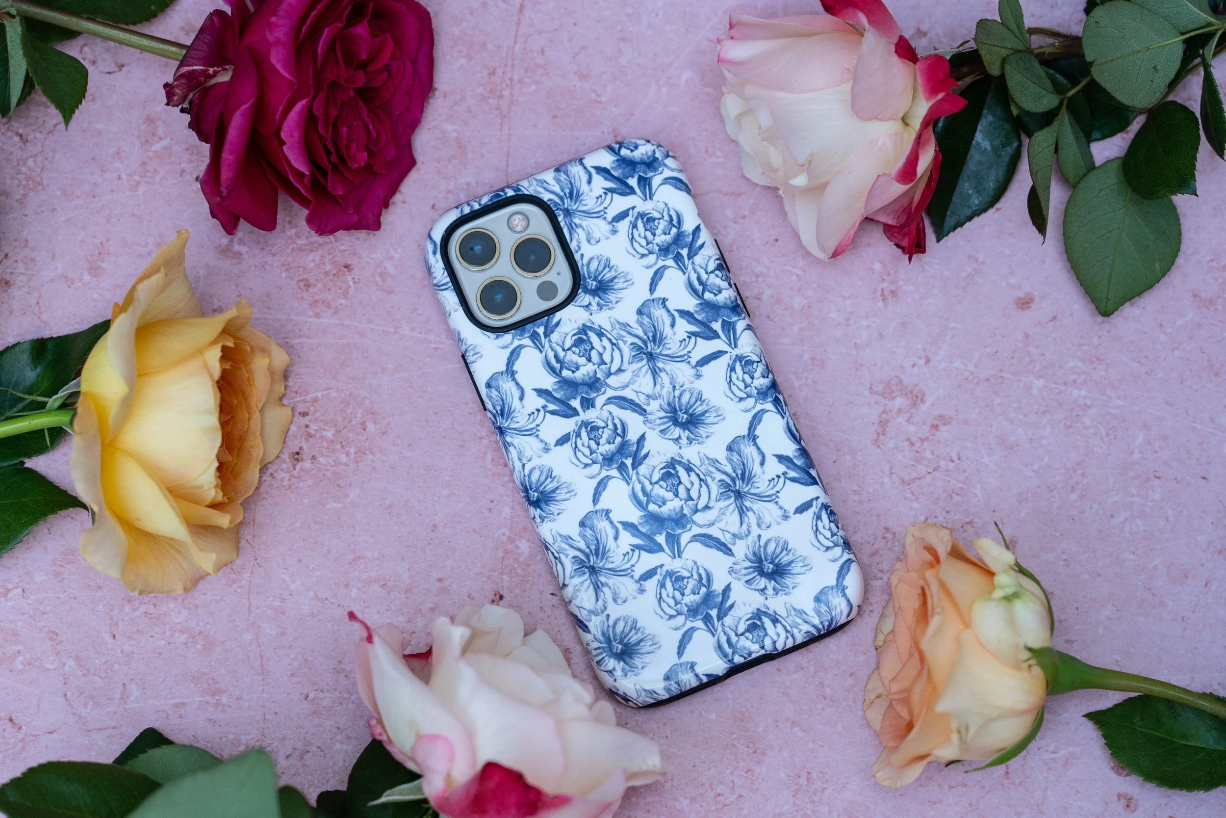 Floral Handyhülle blau