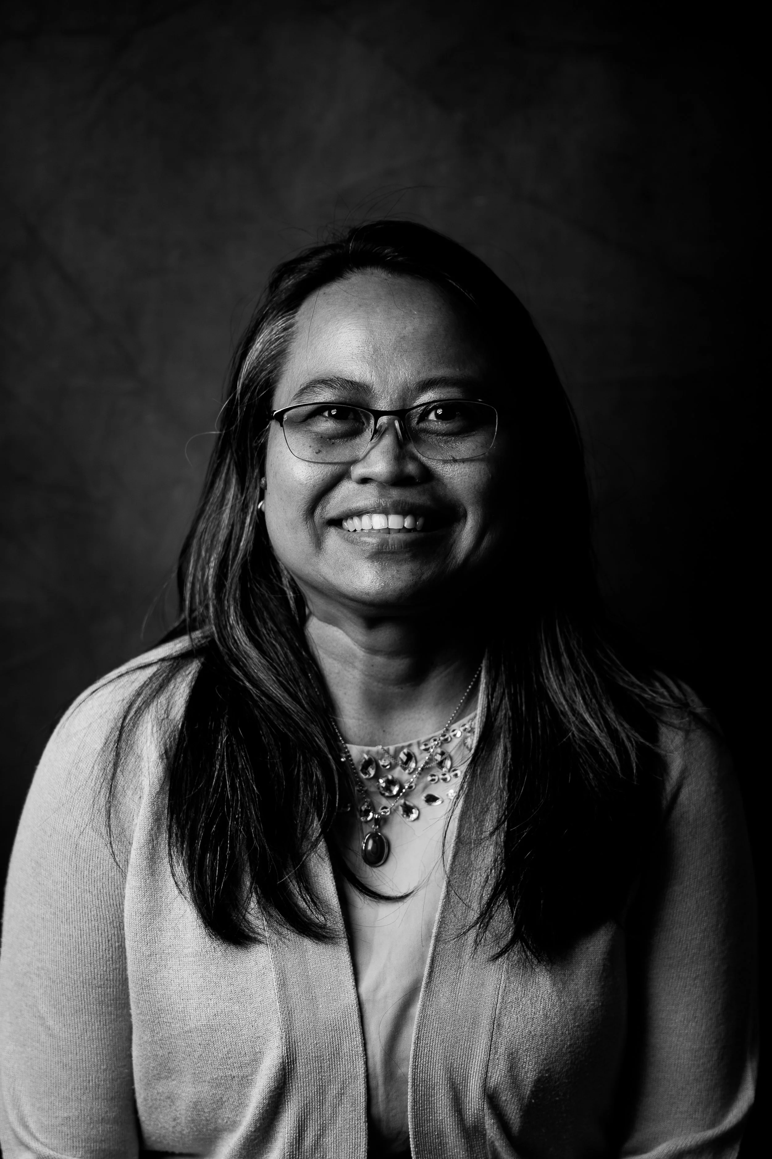 Portret van Ari Susanti, deelnemer aan Lagu Jiwa, bij de portretgalerij over Indische, Indonesische en Molukse roots.