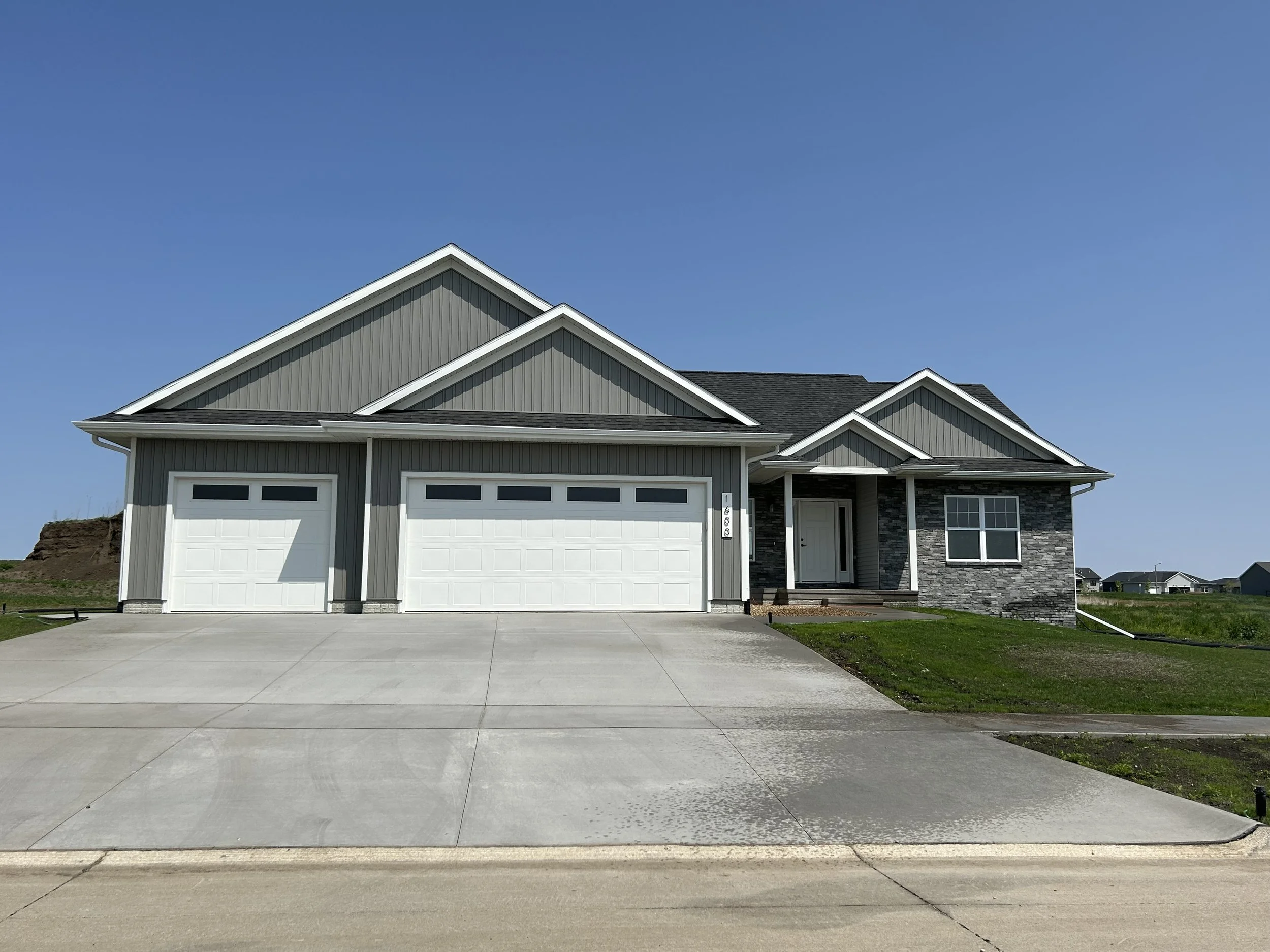 House in Heartland Heights