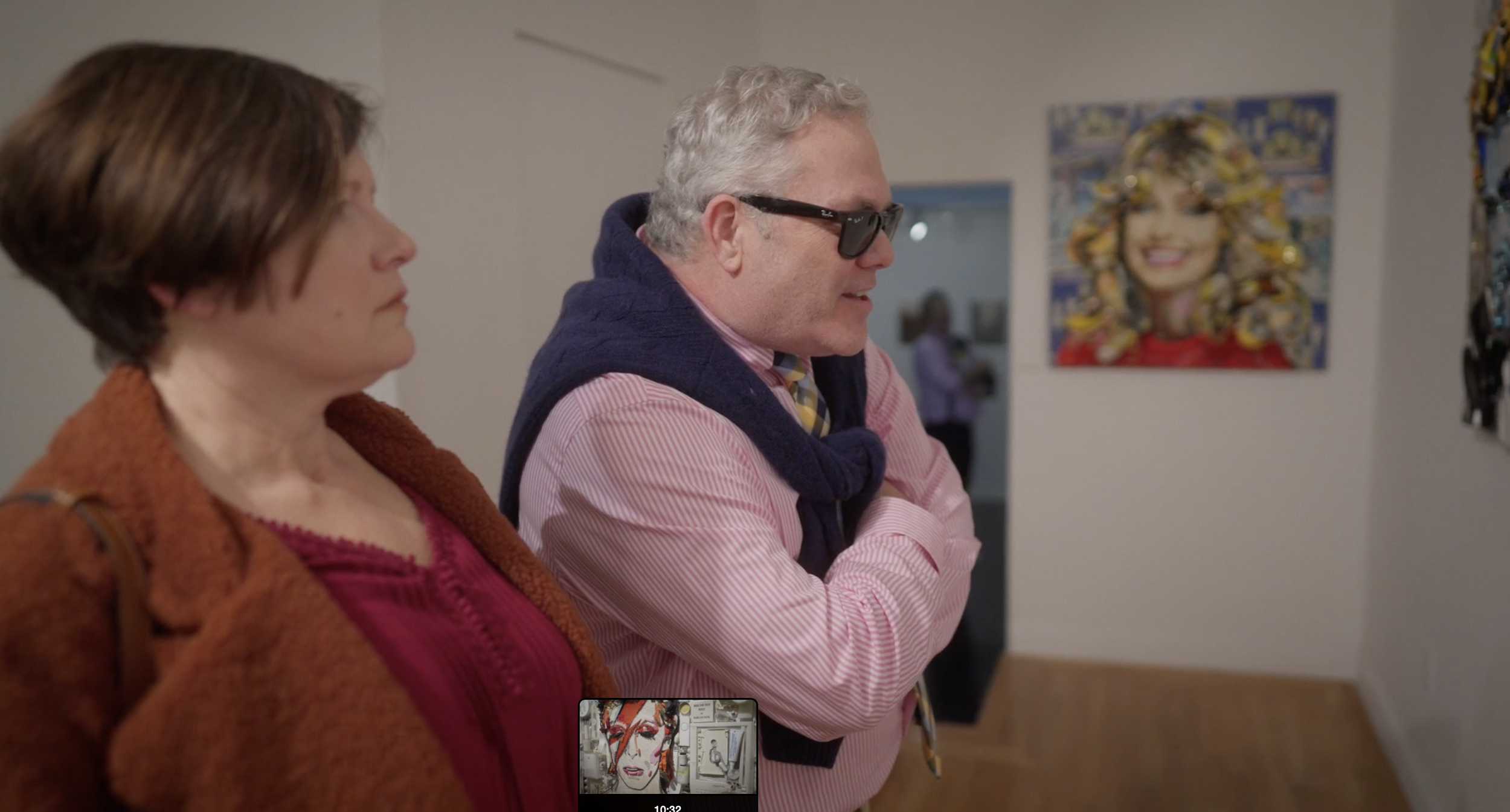 Tiger demeans Lois' artwork.png