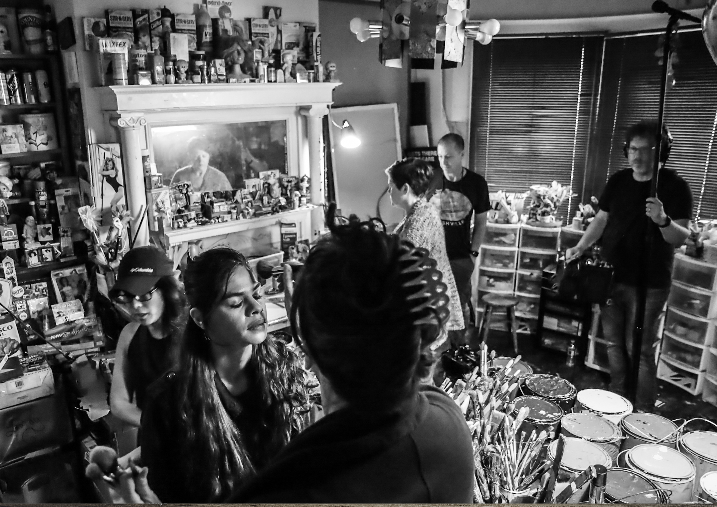 Lat looks make-up.png