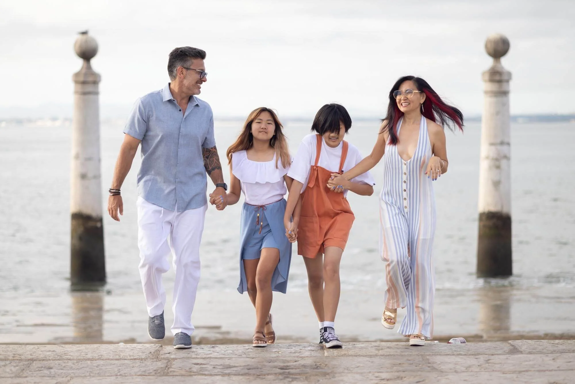 Lisbon family photoshoot with a lovely family at the river side.
