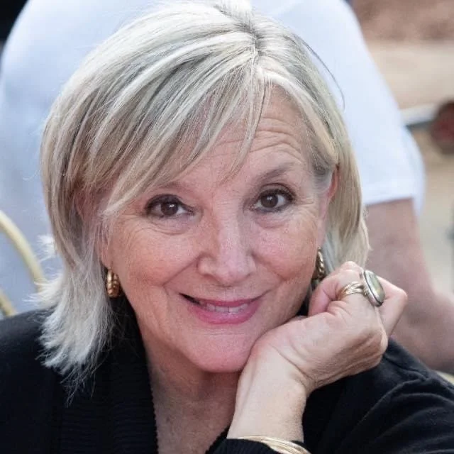 Episode 26: Ann Roman: Psychic Medium
