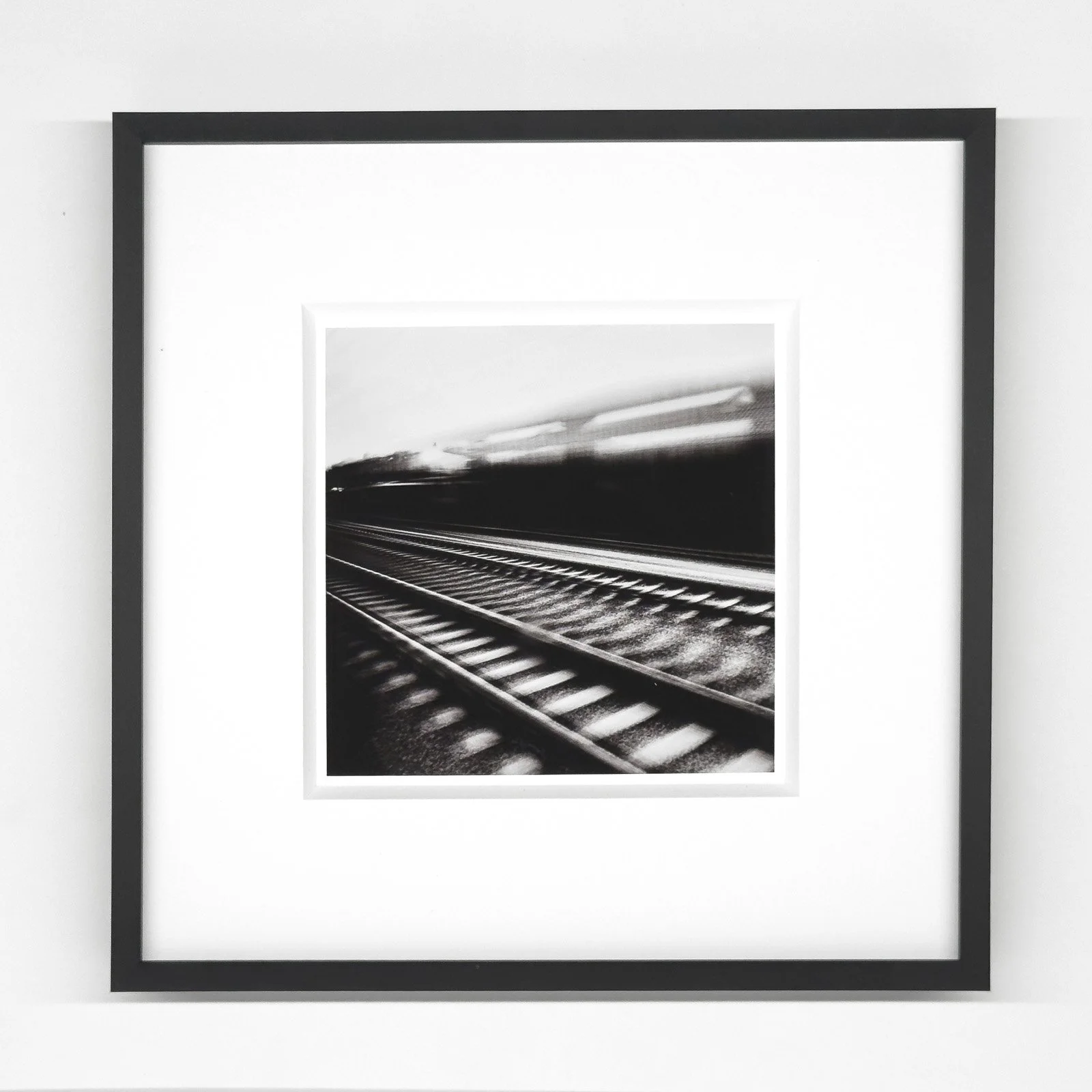 SBB Rapperswil S5 - Bild aus dem Zug von Klaus Hoffmann Fotograf - HALBE Magnetrahmen mit Pigmentprint