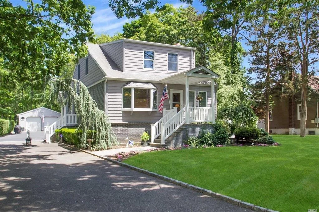139 Southern Blvd Hauppage NY 11788
