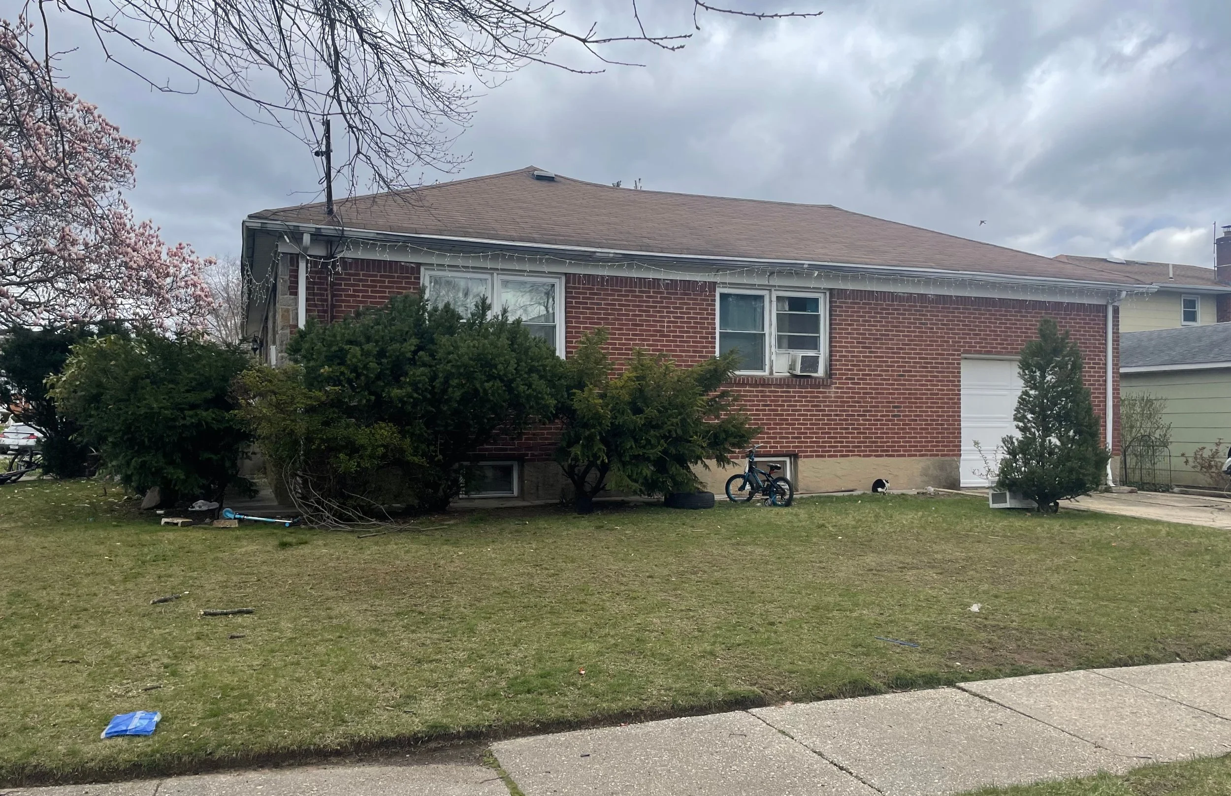 257 Benson Ave Elmont NY 11003