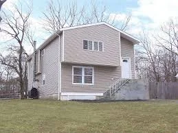 46 West Lane Medford NY 11763