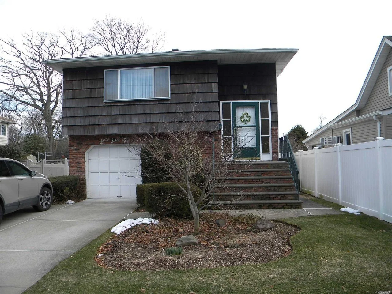 4062 Remsen St Seaford NY 11783