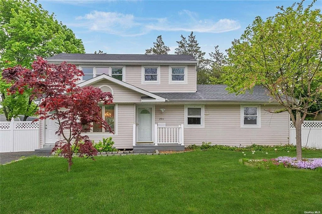 2911 Eagle Ave Medford NY 11763