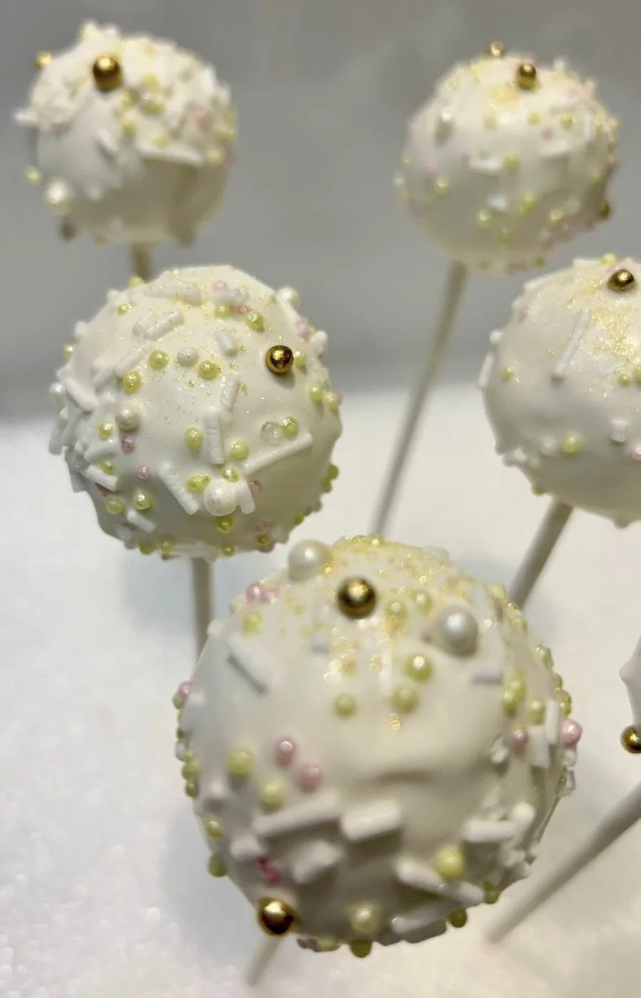 cake pop white.jpeg