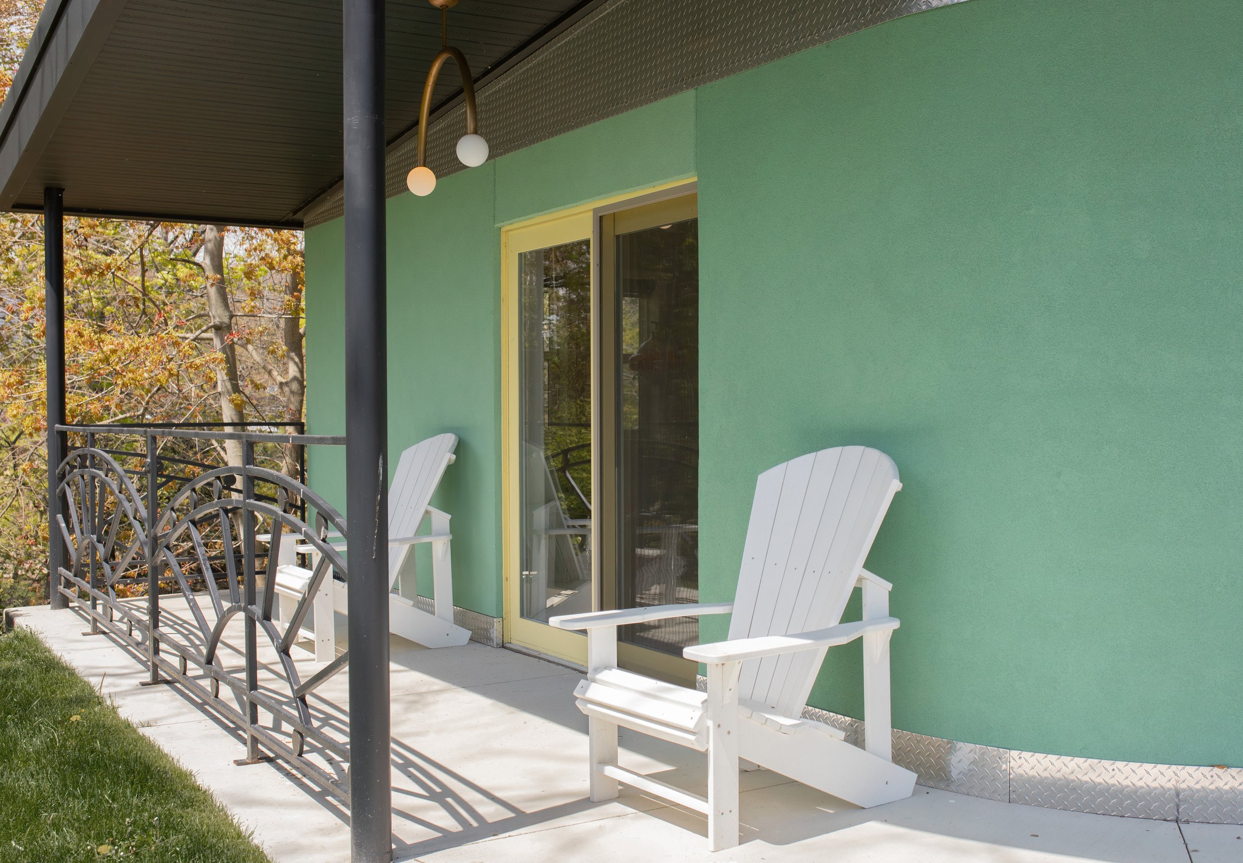 LAKEHOUSE_ROUNDHOUSE-22.jpg