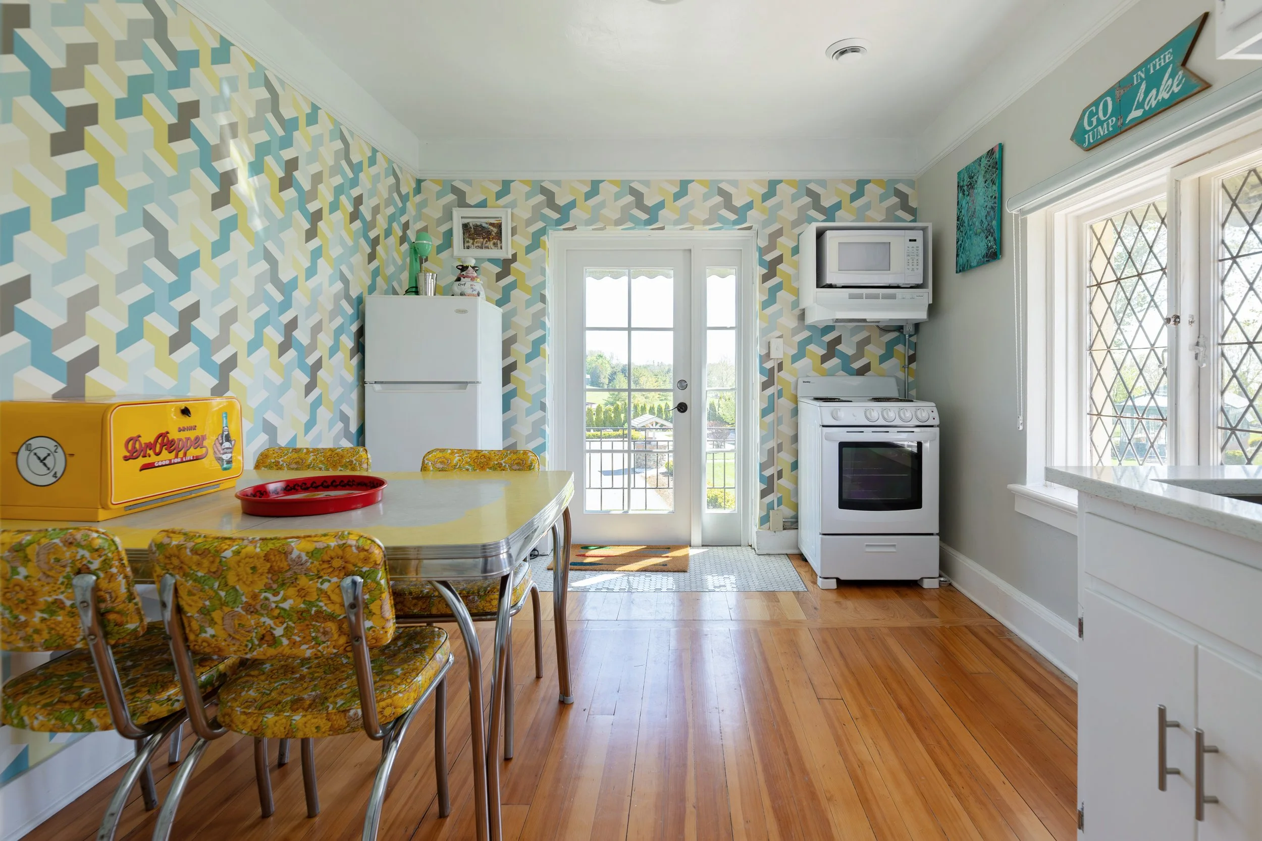 LAKEHOUSE_GRANNYSUITE-24.jpg