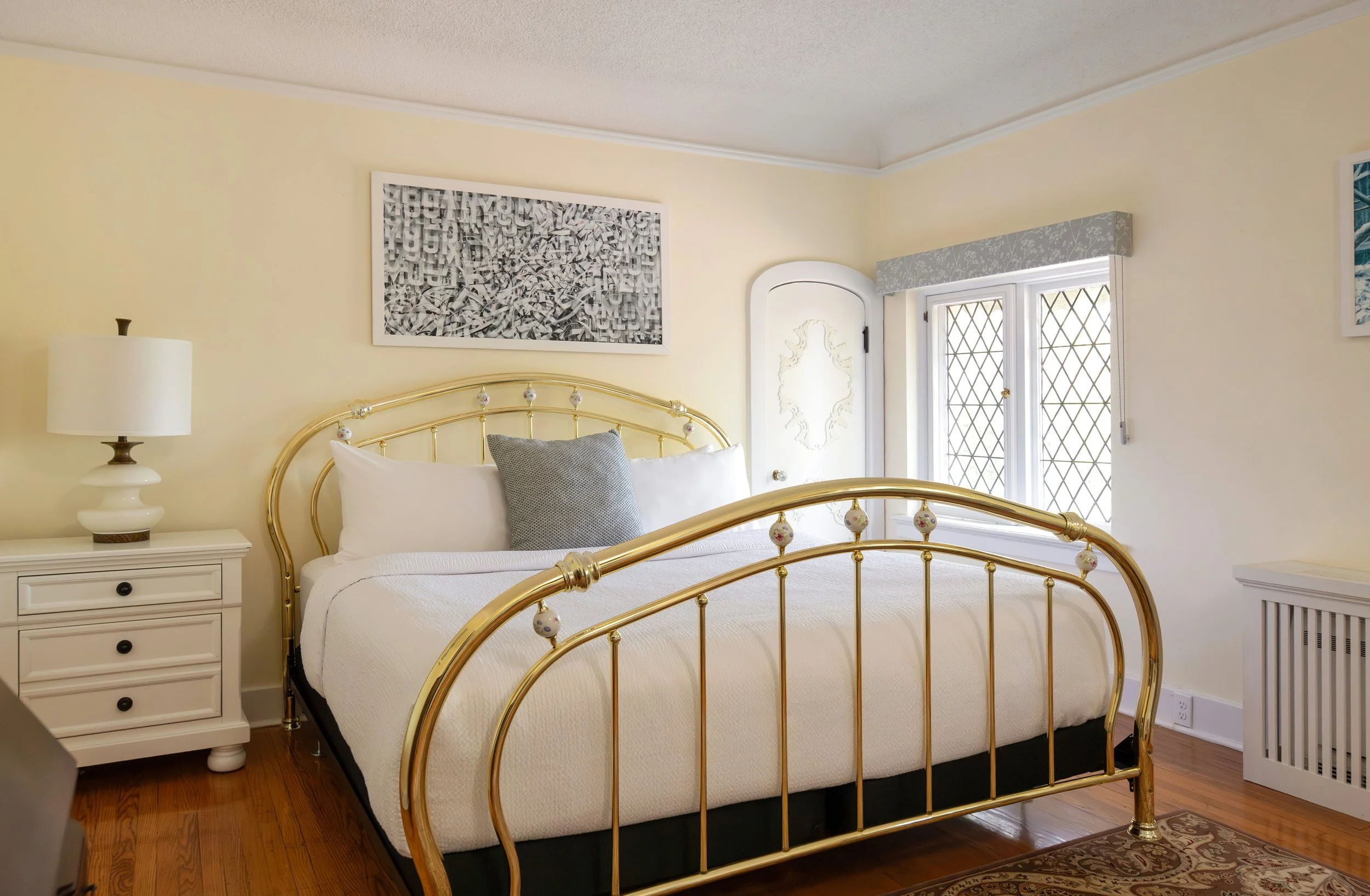LAKEHOUSE_HERITAGESUITE-1.jpg