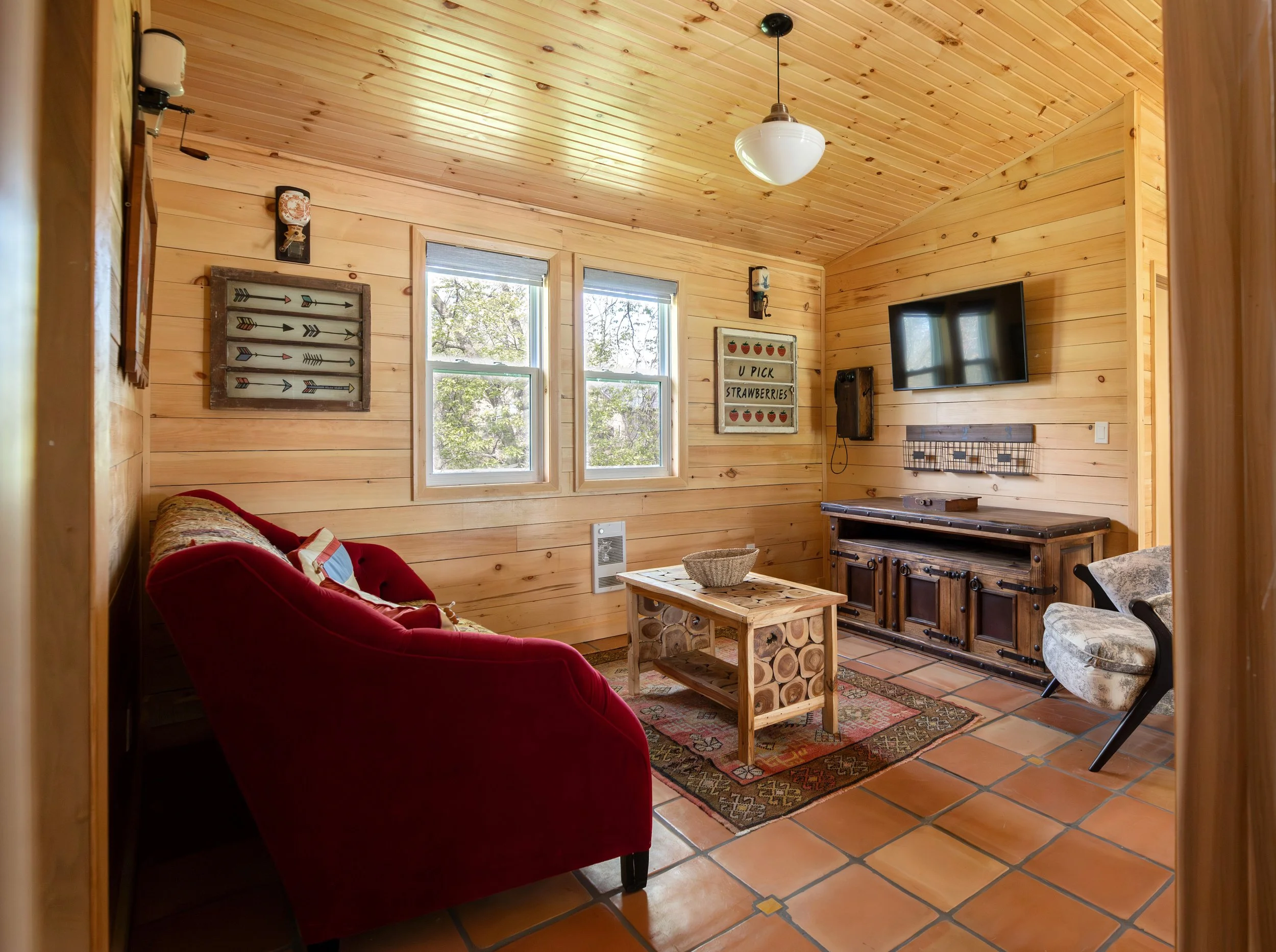LAKEHOUSE_HERITAGEHOUSE-13.jpg
