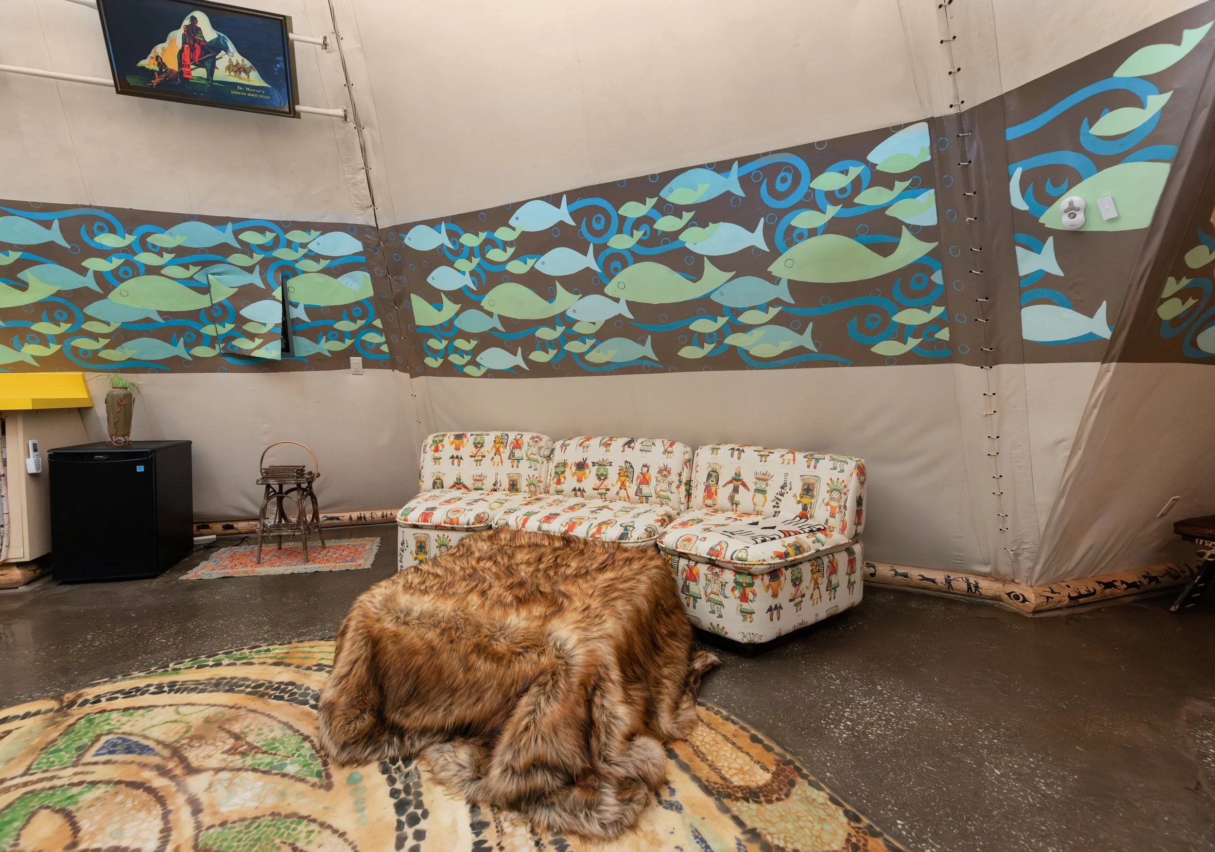LAKEHOUSE_DRIFTWOODANTLER-13.jpg