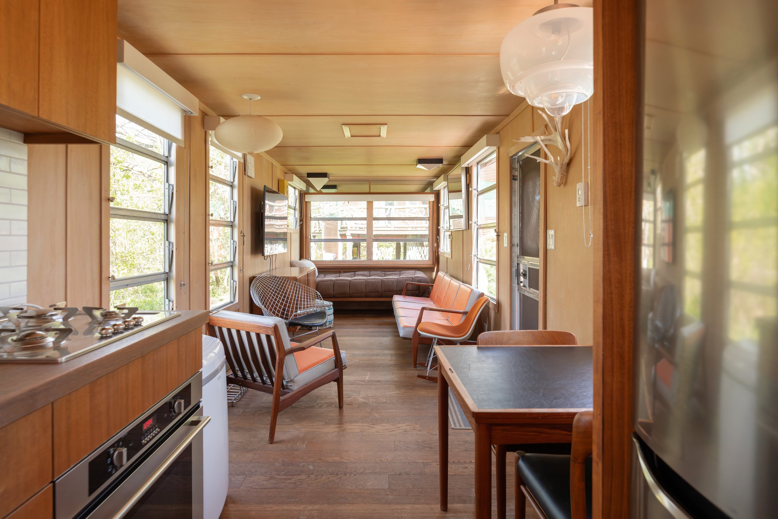 LAKEHOUSE_SILVERCLOUD-5.jpg