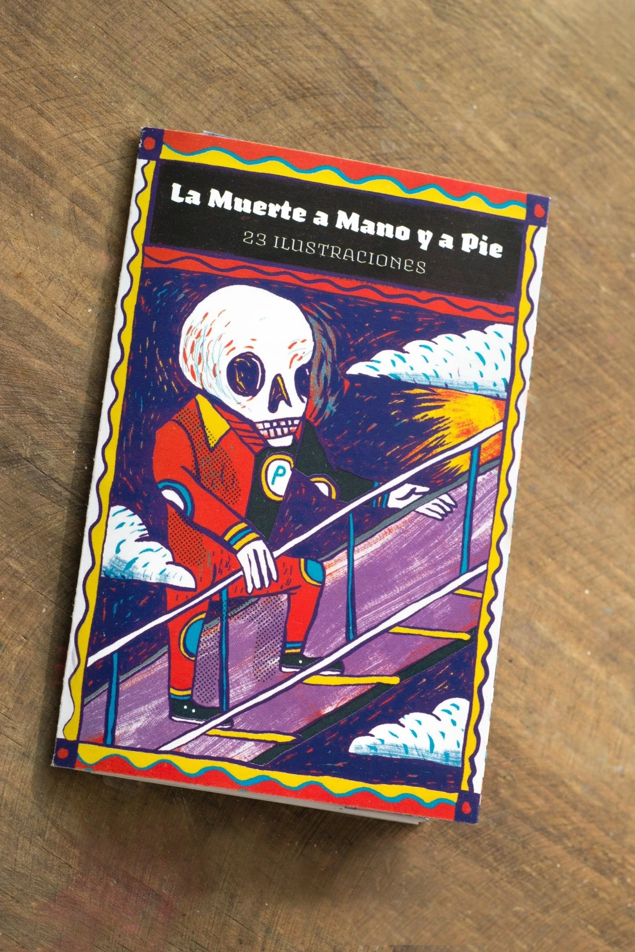 Another collective fanzine we created, exhibited in some galleries across Mexico City. This project was inspired by the Cadavre Exquis method: each artist illustrated a different paragraph of a poem, , the publication unfolded in an accordion format,