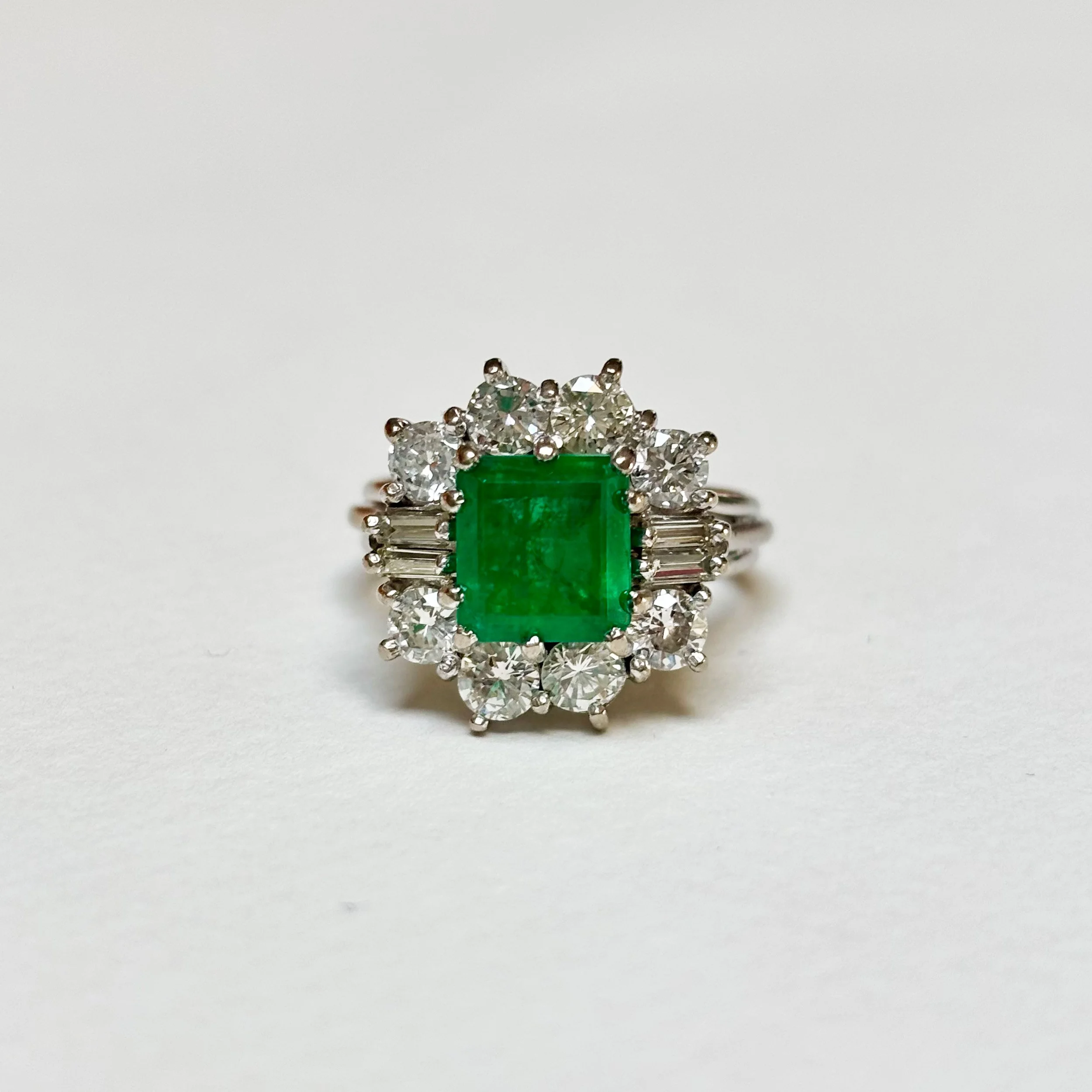 CRA005_emerald diamond cluster_9.jpg