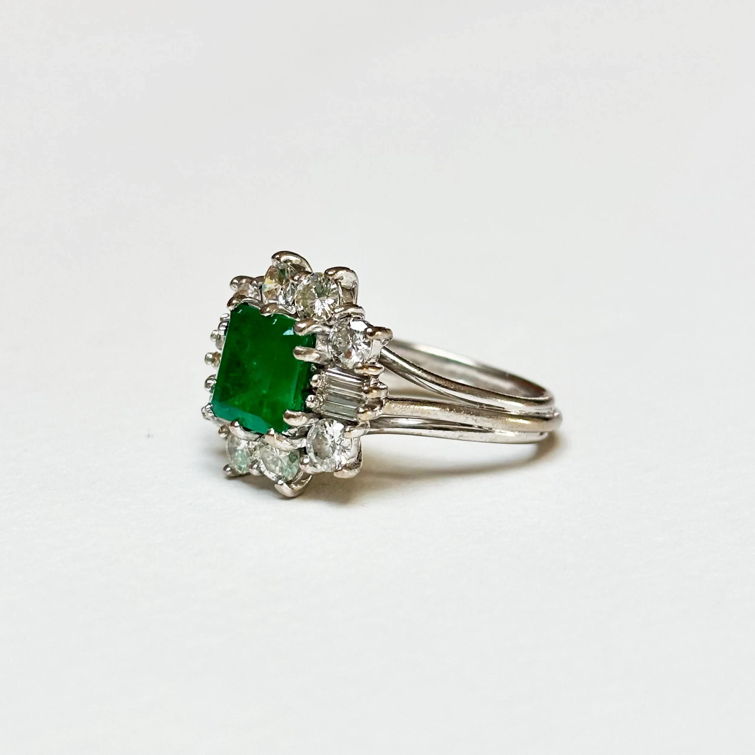 CRA005_emerald diamond cluster_13.jpg