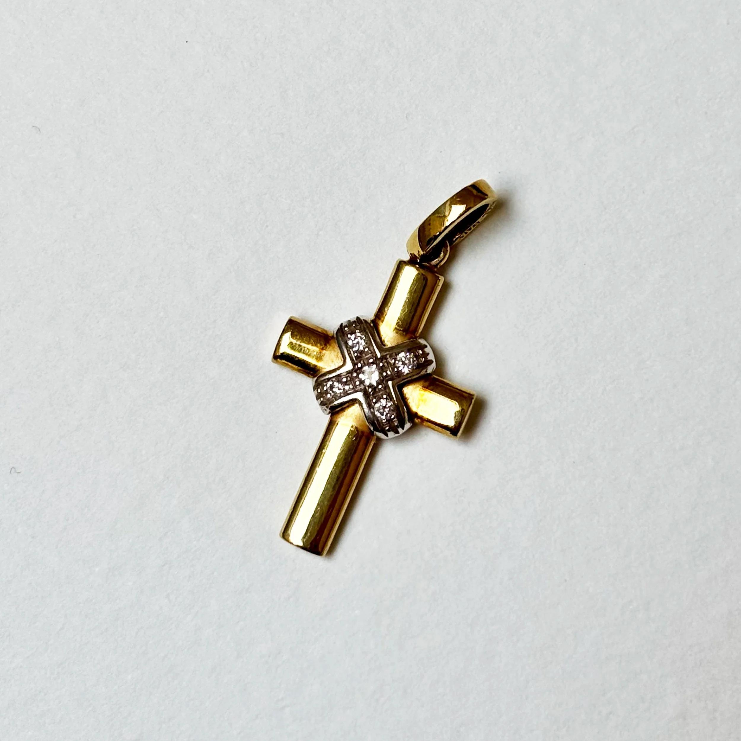 CRA015_diamond cross_6.jpg
