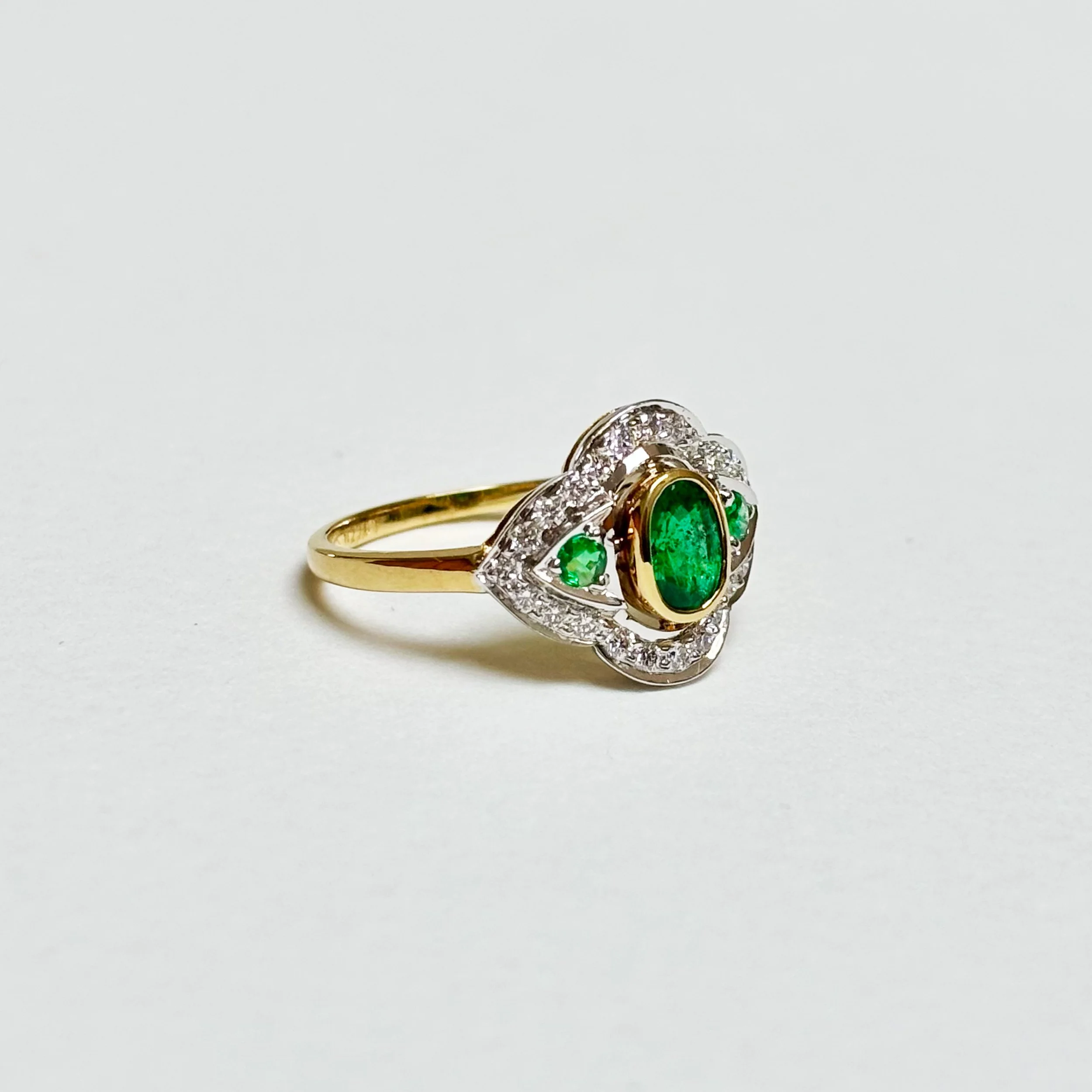 AEV003_emerald diamond ring_3.jpg