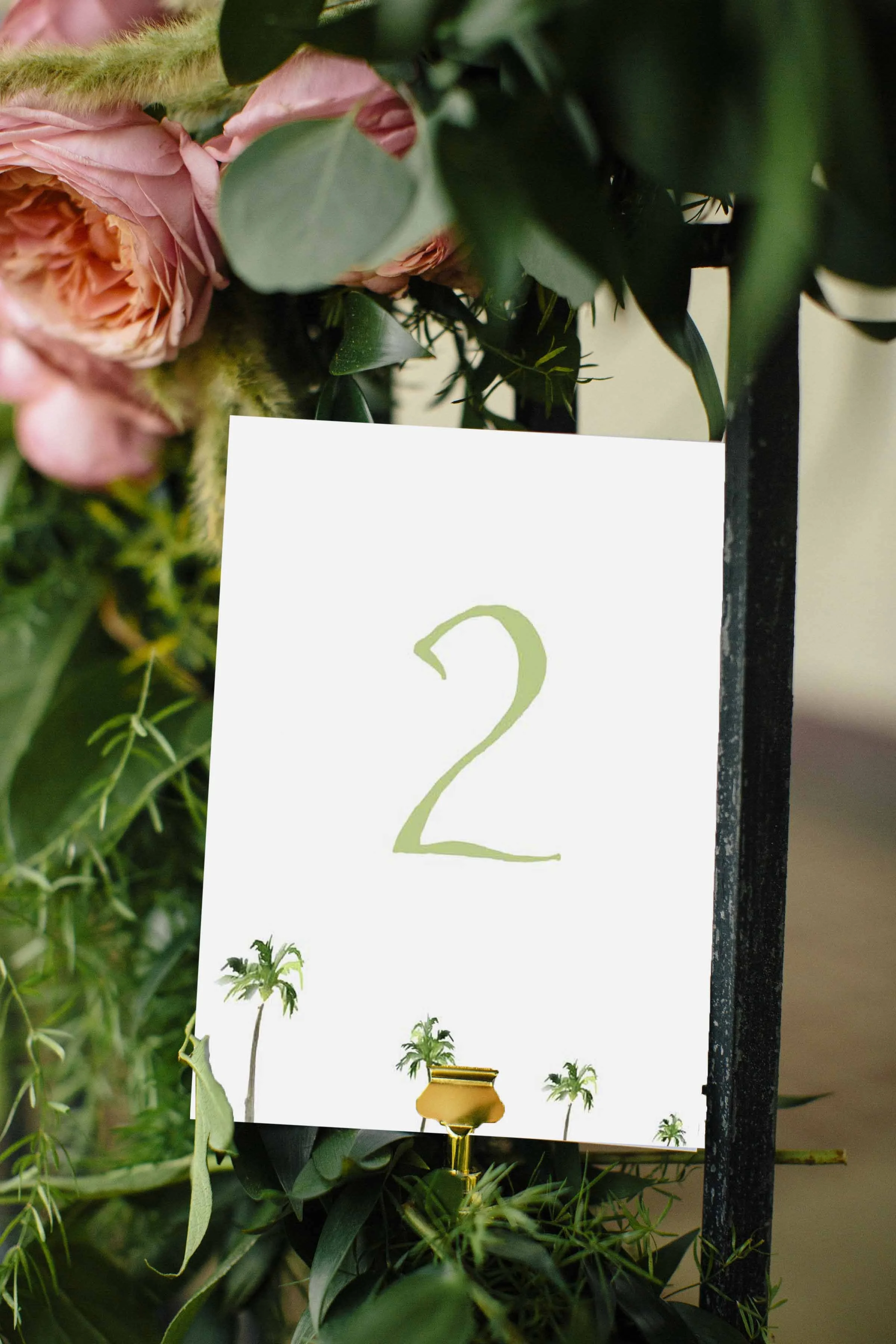 Palm table card hawaii by Tying the Knots