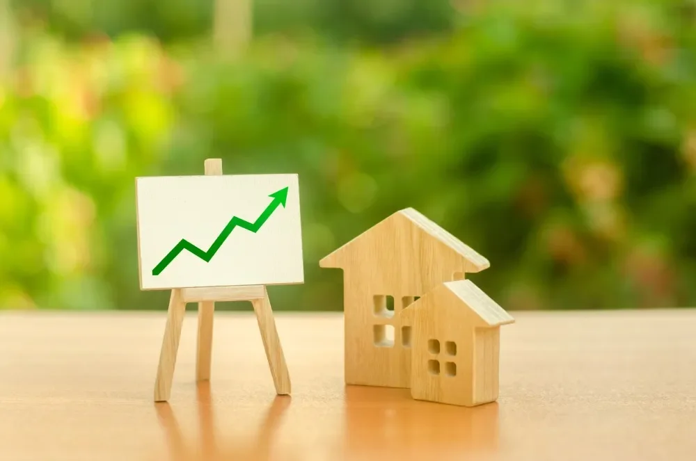 What 15 Public CEOs Are Saying About the 2026 Housing Market. Click here!