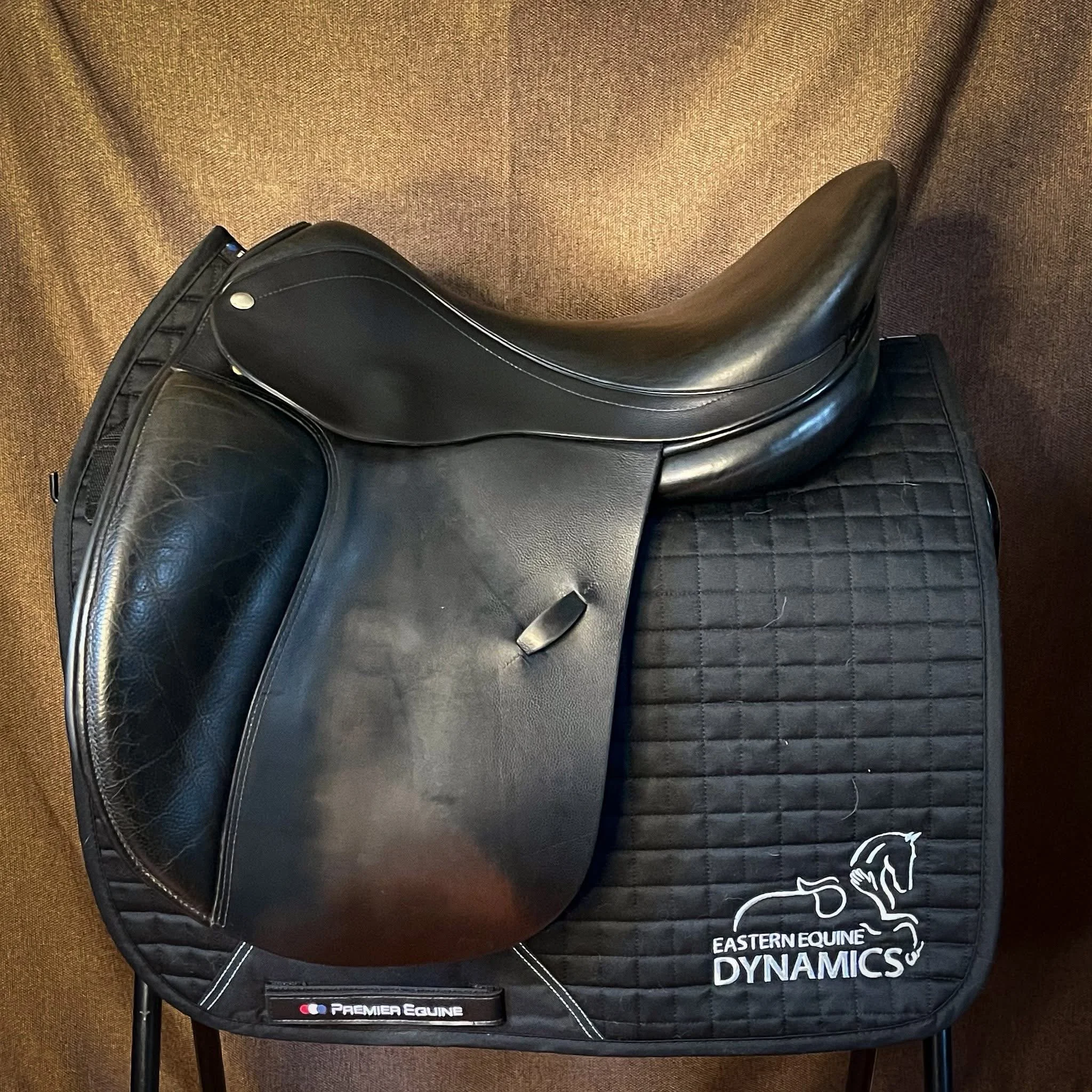 Ridgemount Dressage Saddle 18"