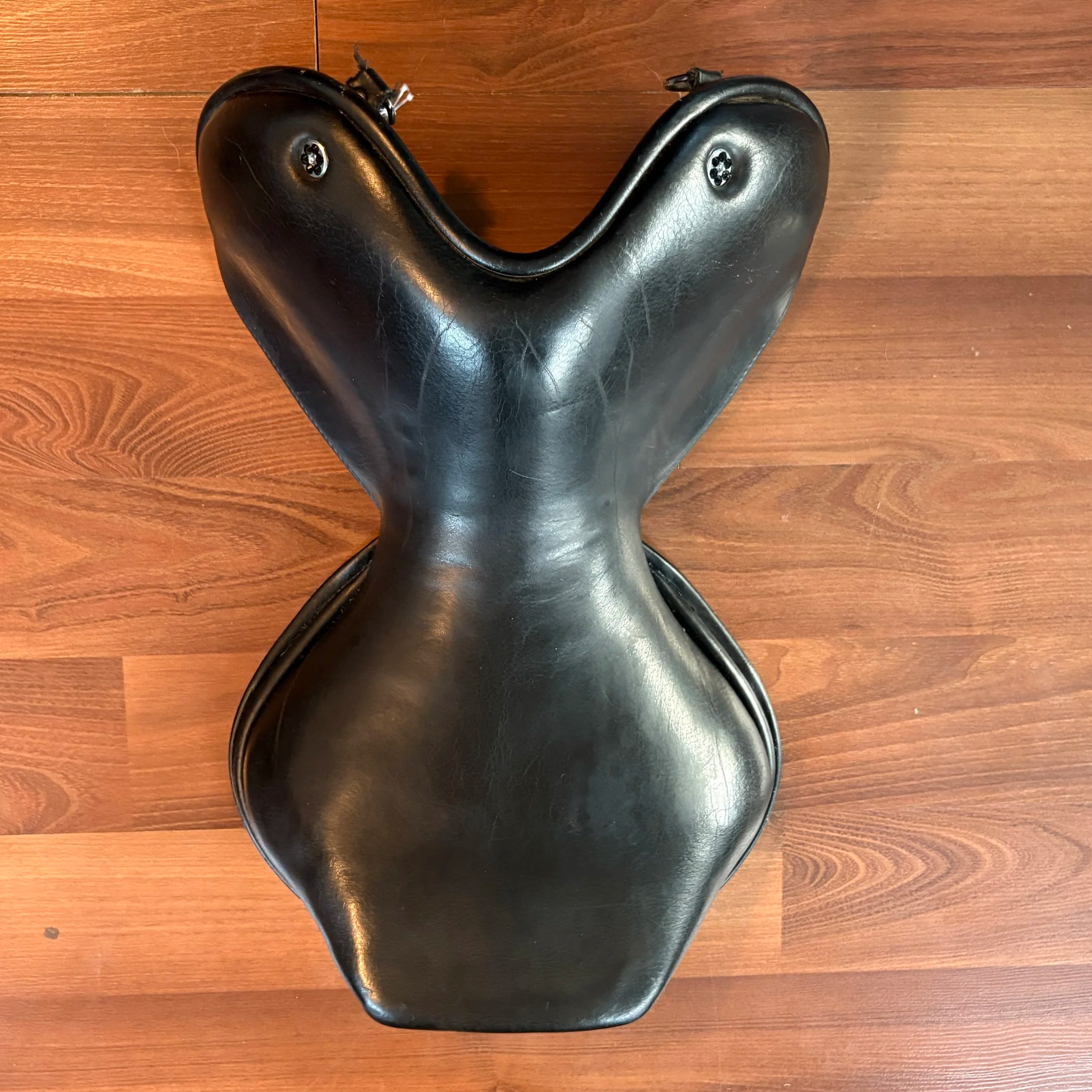 WOW XC Seat: Size 1 Semi Curved, Resin Tree